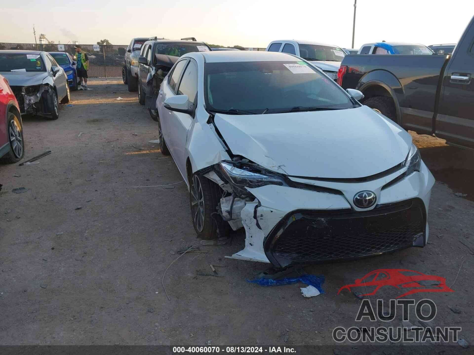 TOYOTA COROLLA 2019 - 5YFBURHE8KP875000