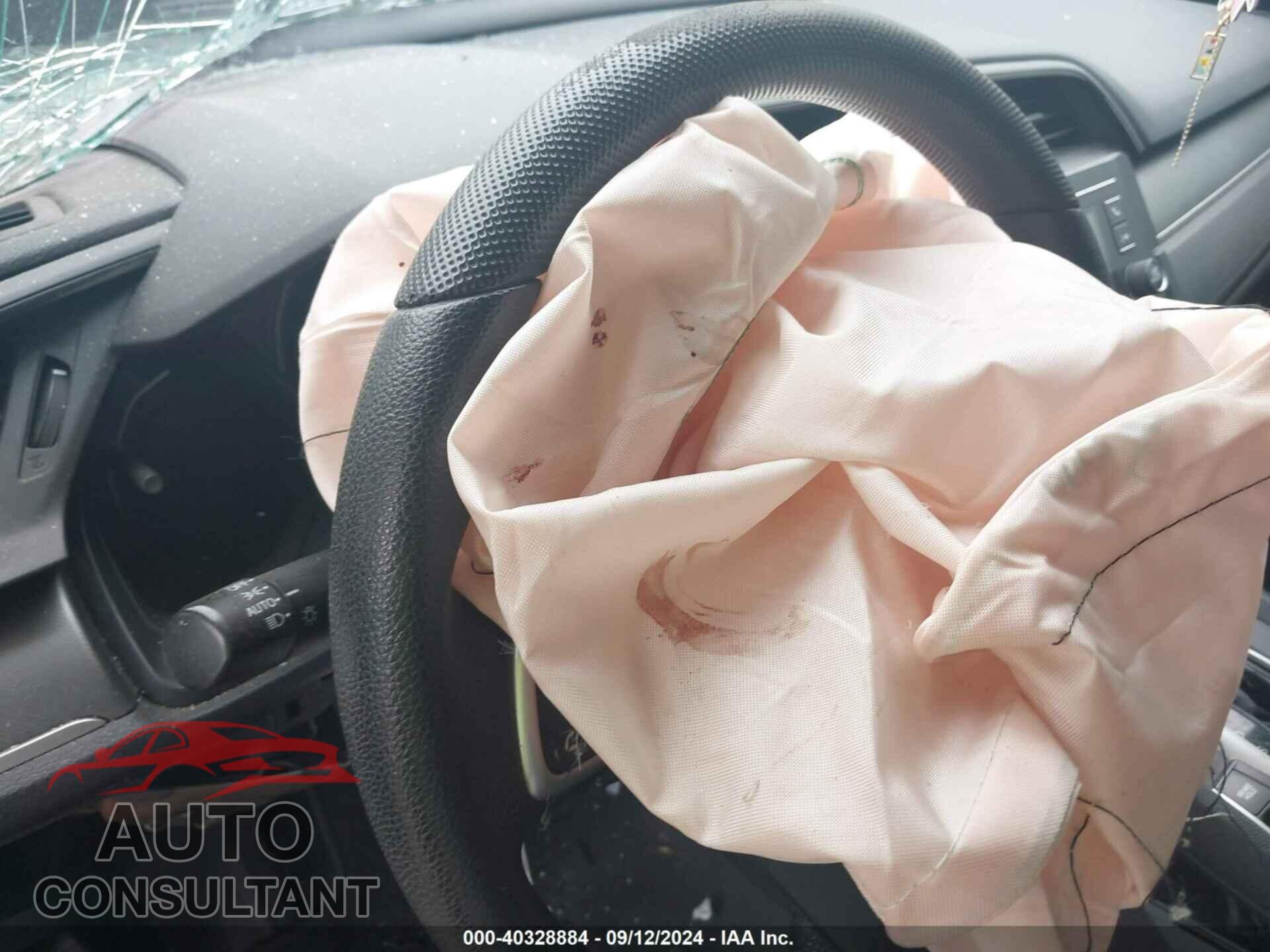 HONDA CIVIC 2018 - 2HGFC2F56JH569661