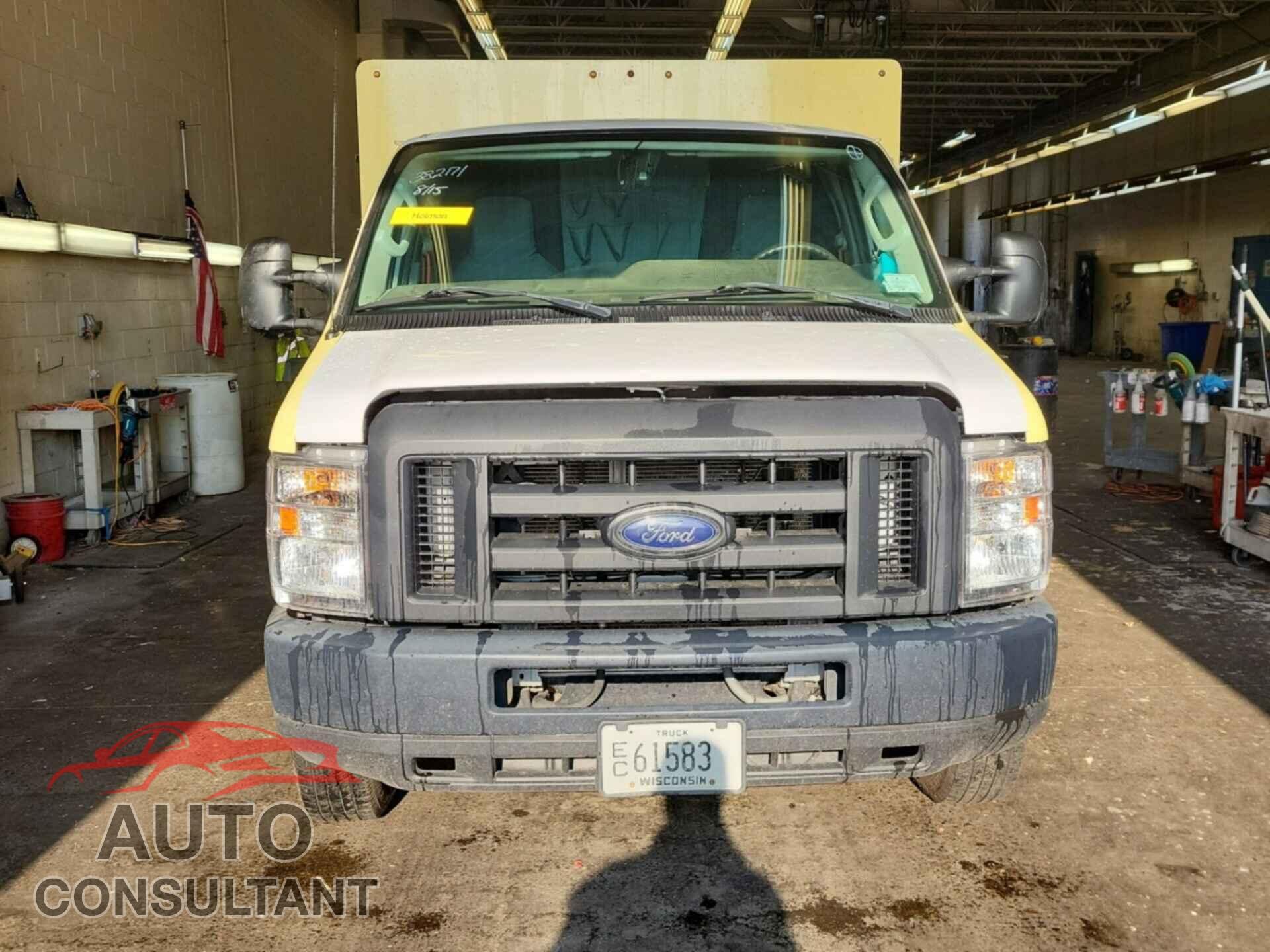 FORD ECONOLINE 2018 - 1FDXE4FS5JDC18991