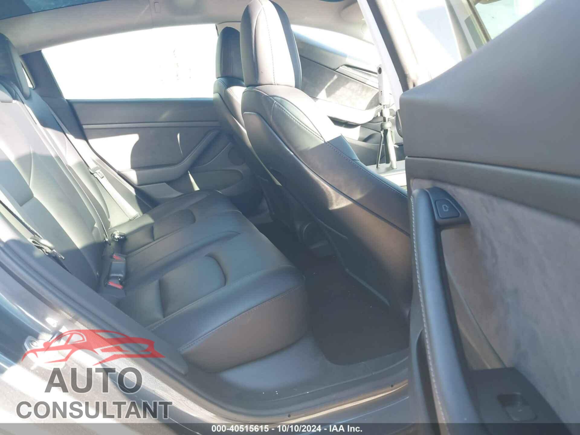 TESLA MODEL 3 2022 - 5YJ3E1EA3NF370051