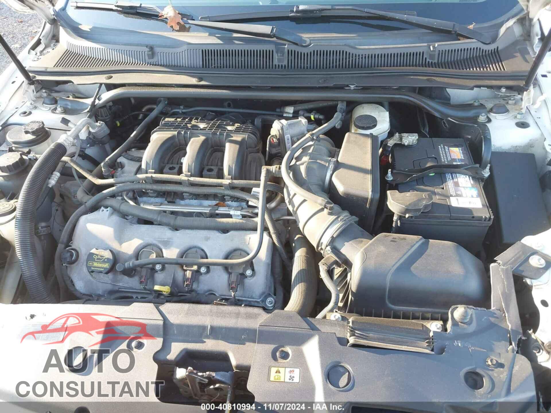 FORD TAURUS 2011 - 1FAHP2FW8BG168846