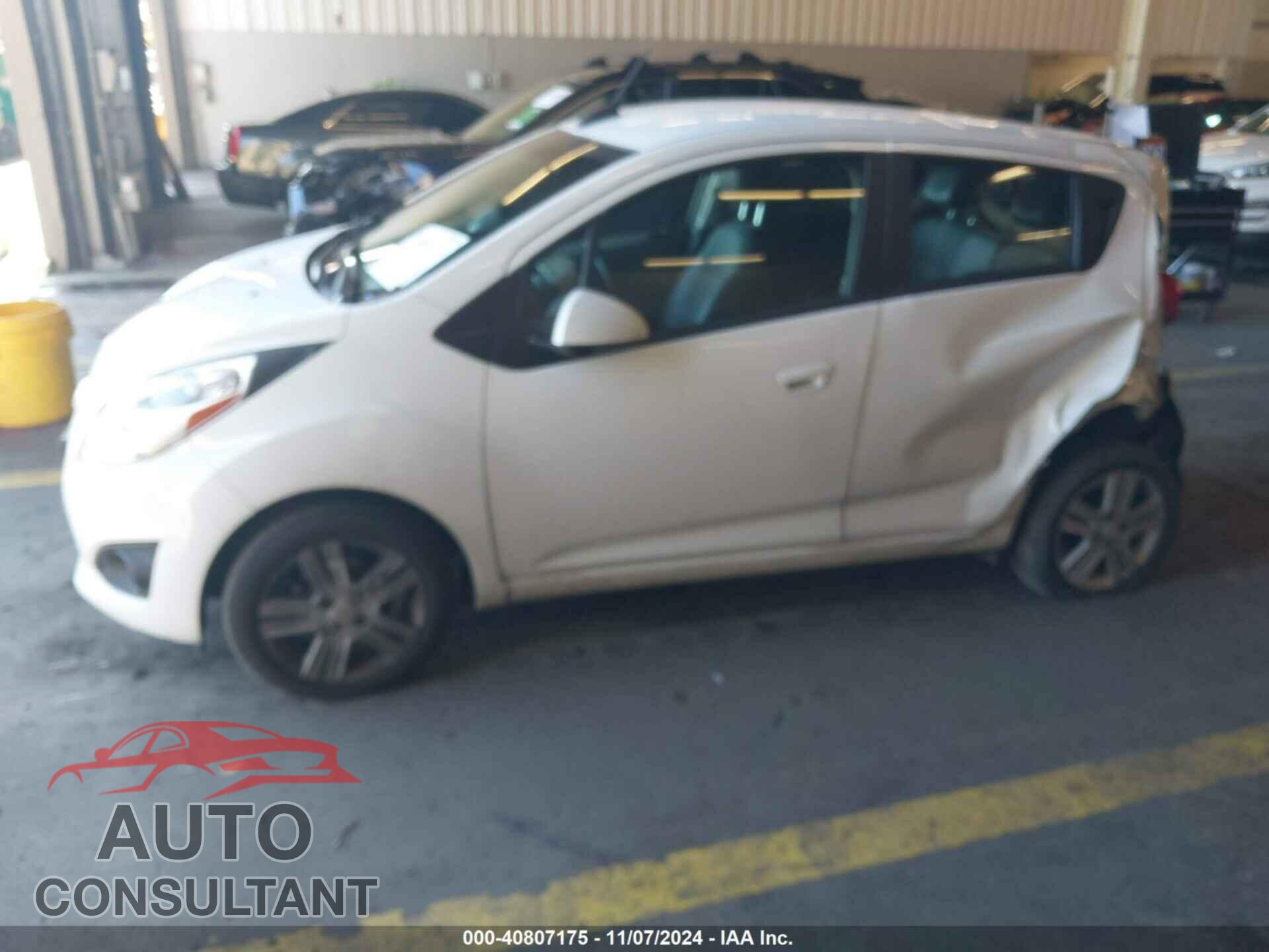 CHEVROLET SPARK 2015 - KL8CB6S99FC742452