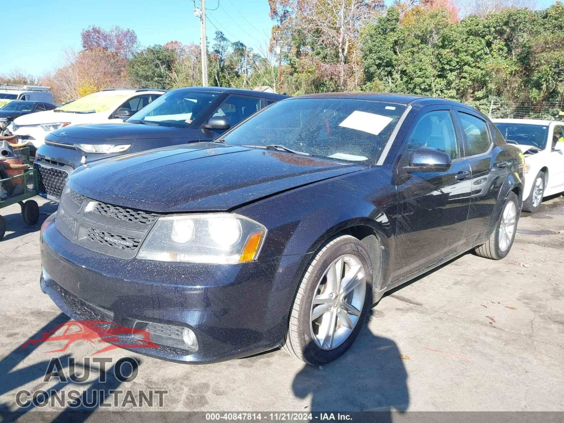 DODGE AVENGER 2011 - 1B3BD1FG1BN510811