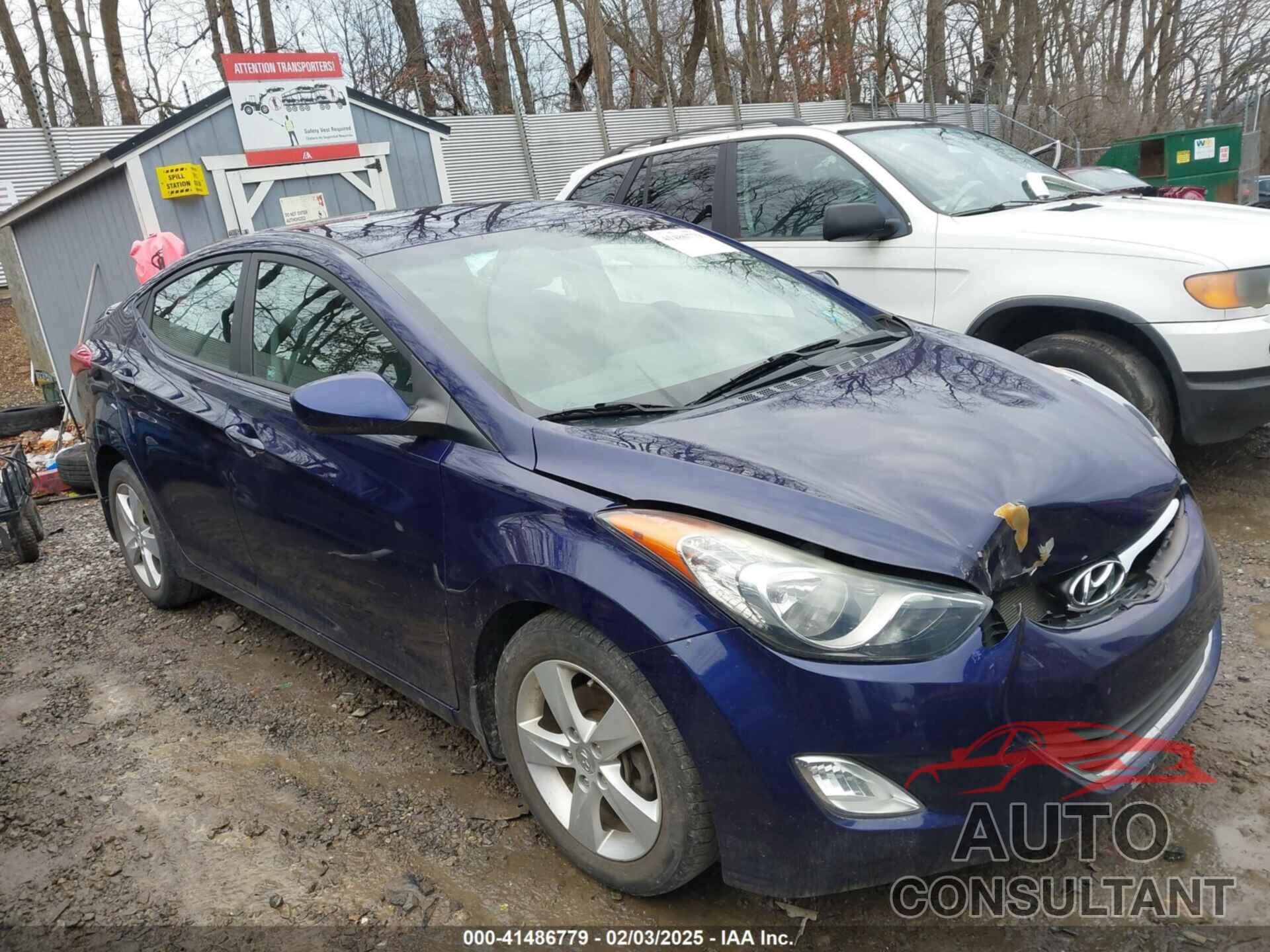HYUNDAI ELANTRA 2013 - 5NPDH4AE1DH341380