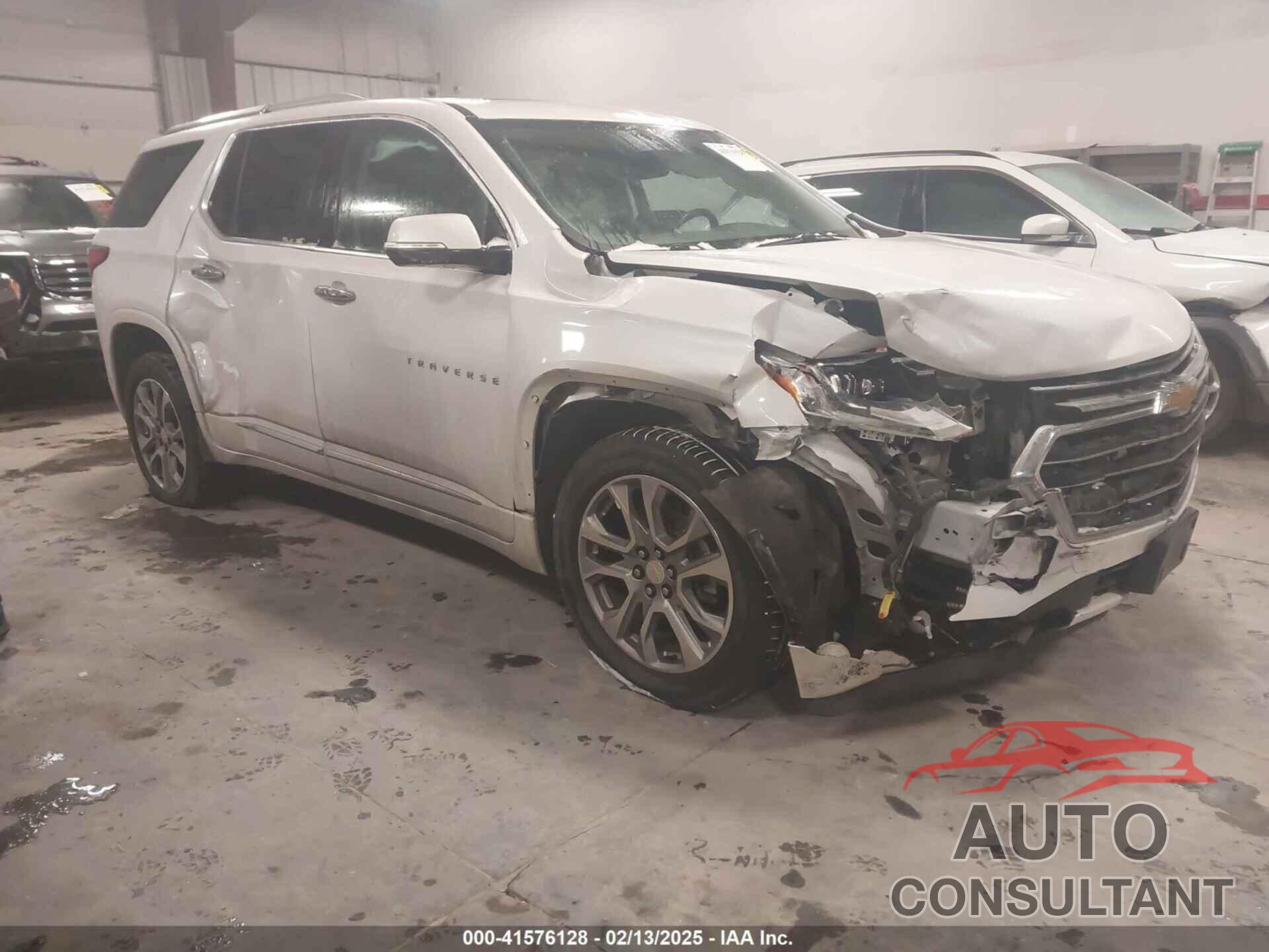CHEVROLET TRAVERSE 2018 - 1GNEVJKW2JJ103924