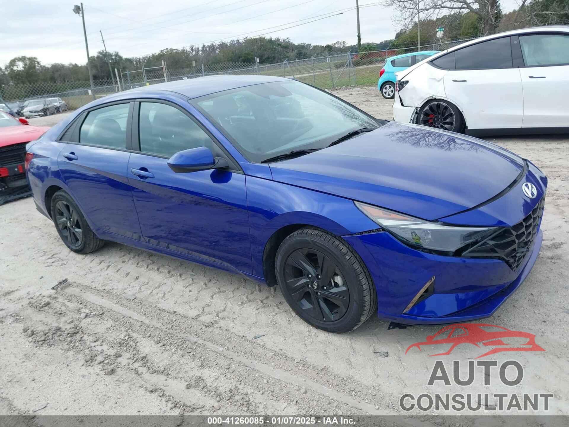 HYUNDAI ELANTRA 2023 - KMHLM4AG4PU484807