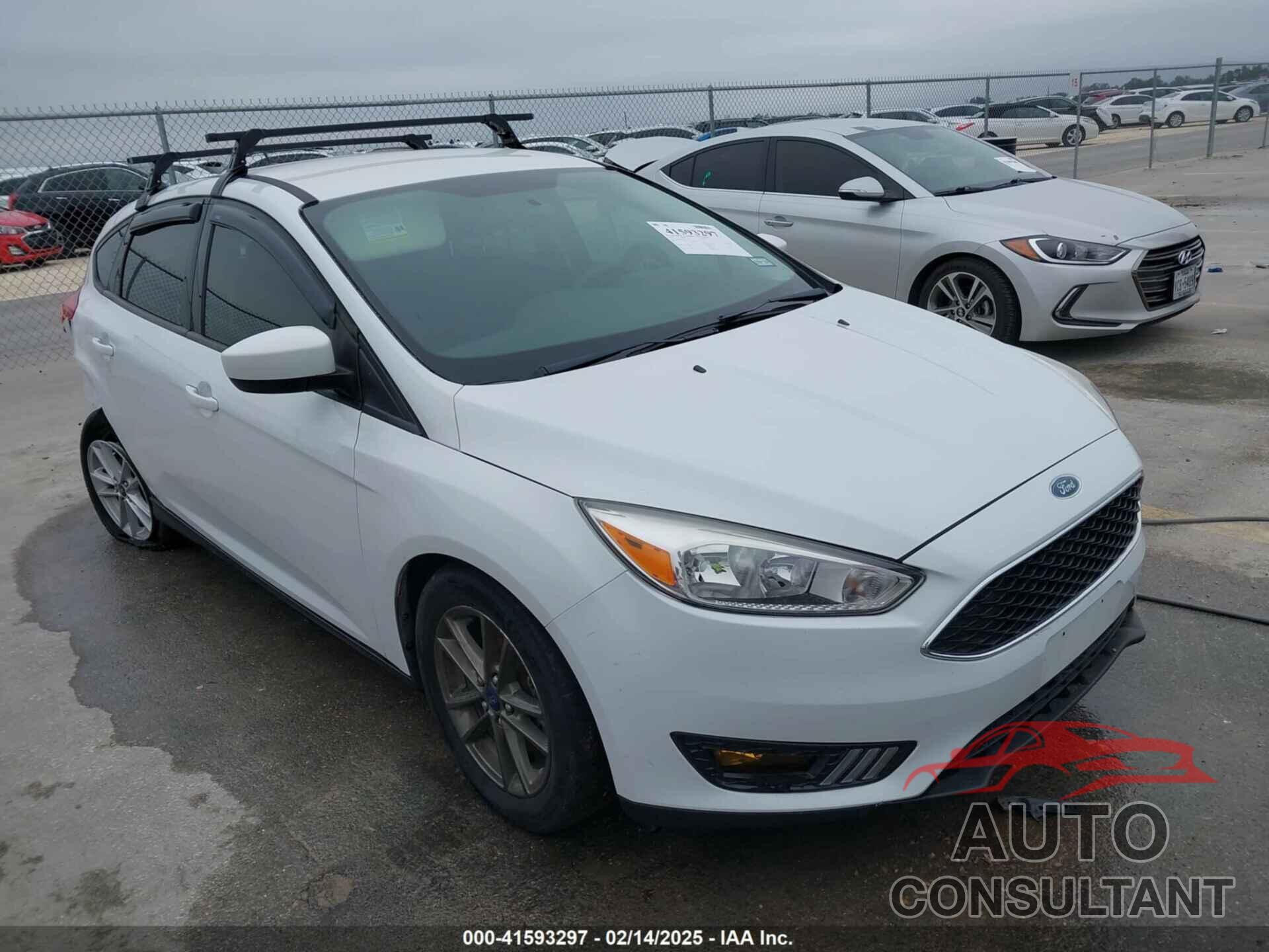 FORD FOCUS 2018 - 1FADP3K26JL330776