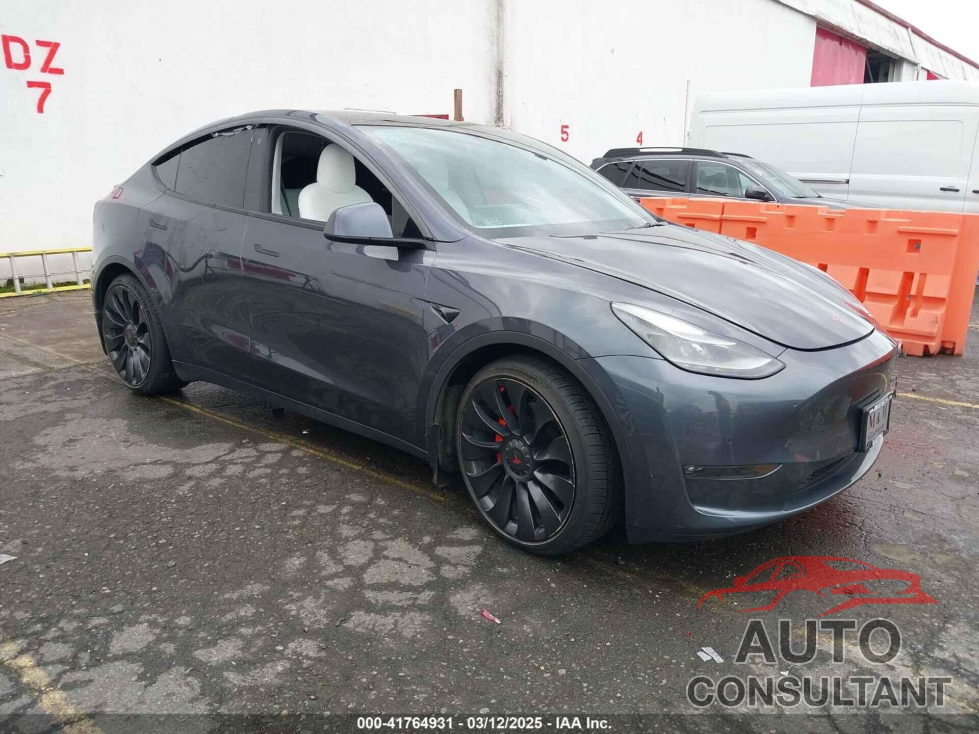 TESLA MODEL Y 2022 - 7SAYGDEFXNF336561