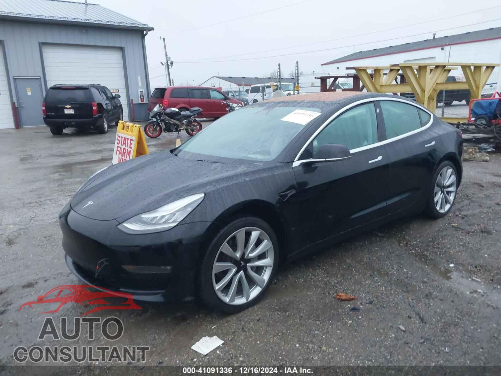 TESLA MODEL 3 2019 - 5YJ3E1EB5KF194091