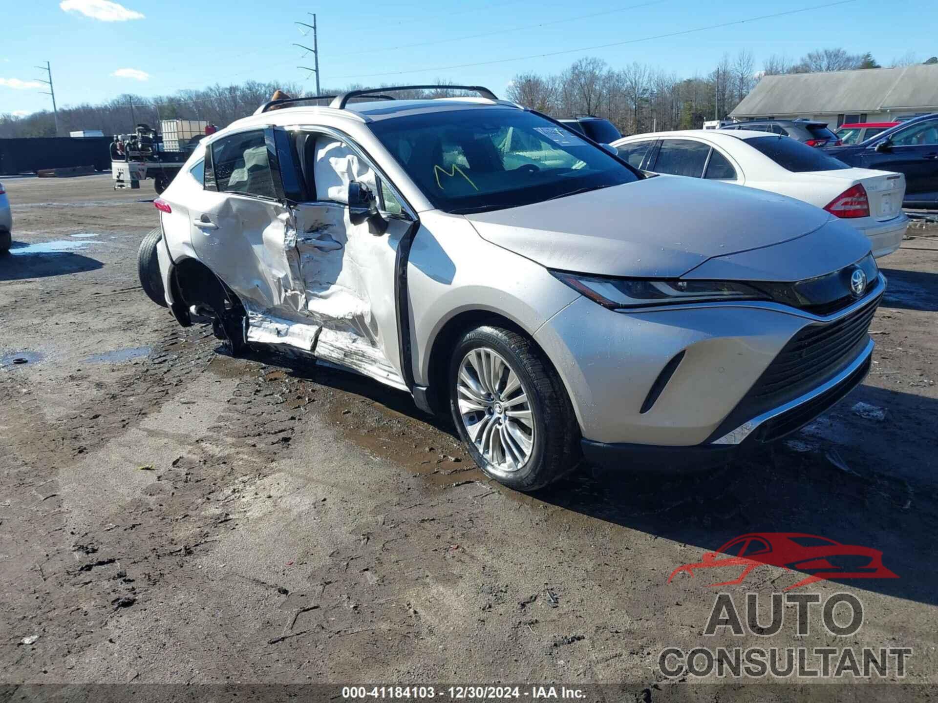 TOYOTA VENZA 2022 - JTEAAAAH5NJ102810