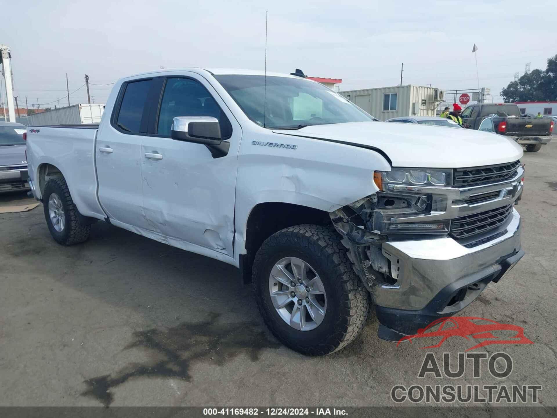 CHEVROLET SILVERADO 1500 2019 - 1GCRYDED4KZ384463