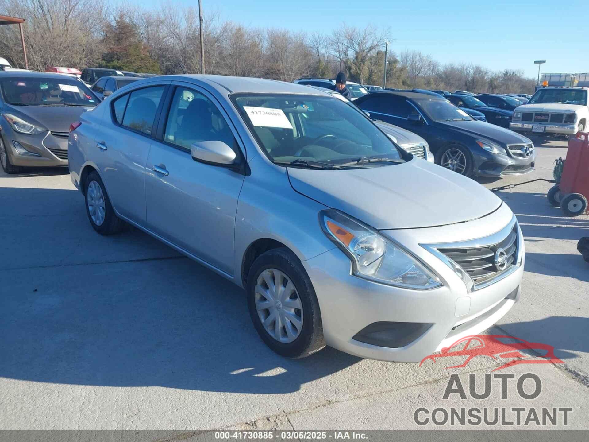 NISSAN VERSA 2019 - 3N1CN7AP4KL870068