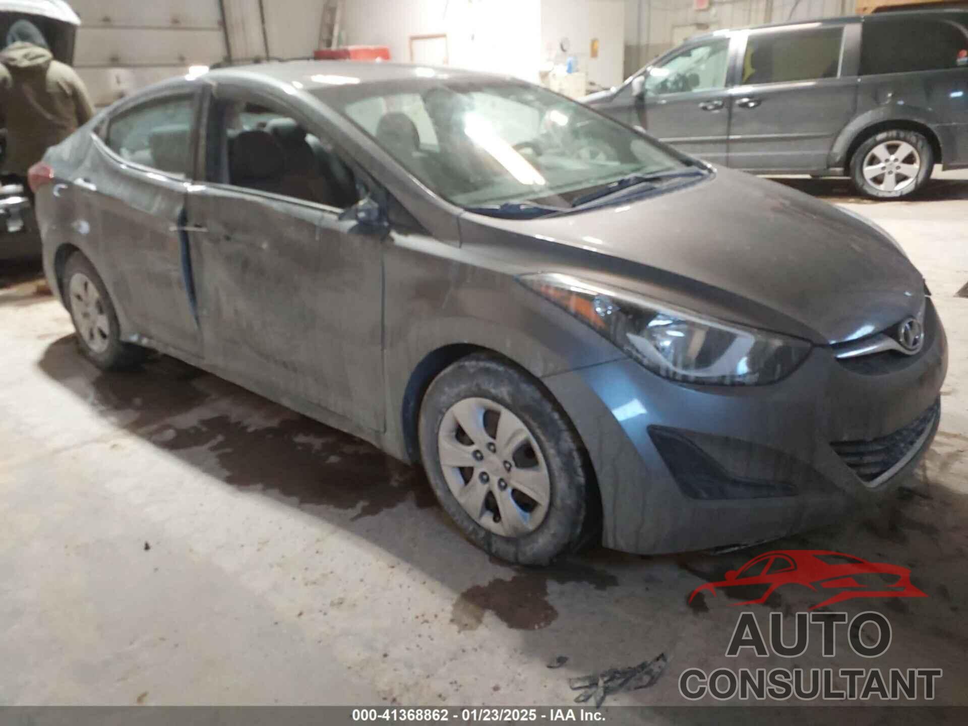 HYUNDAI ELANTRA 2016 - KMHDH4AE2GU632556