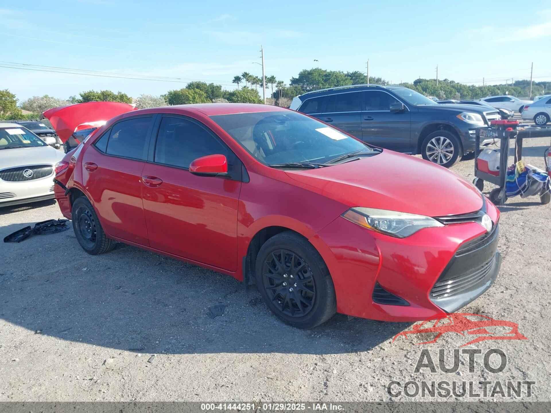 TOYOTA COROLLA 2019 - 5YFBURHE6KP941737