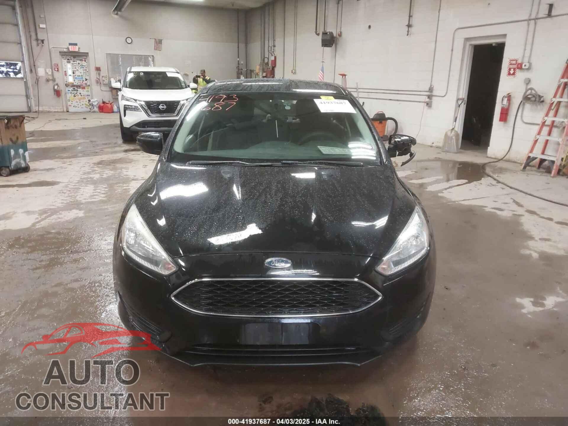 FORD FOCUS 2015 - 1FADP3F24FL285287