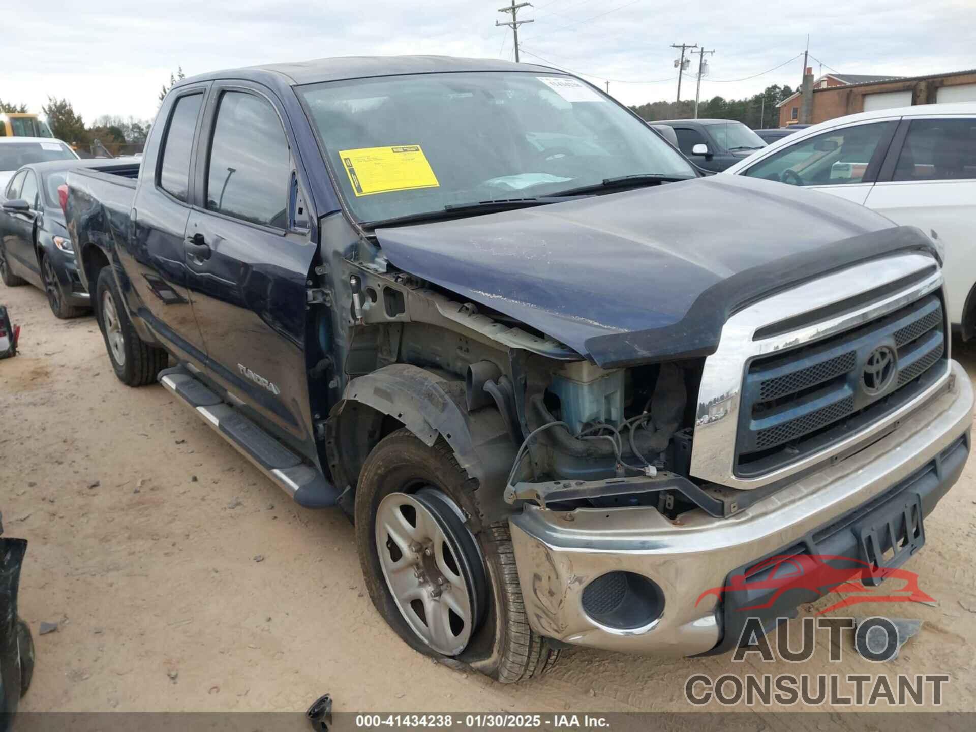 TOYOTA TUNDRA 2011 - 5TFRM5F14BX025034
