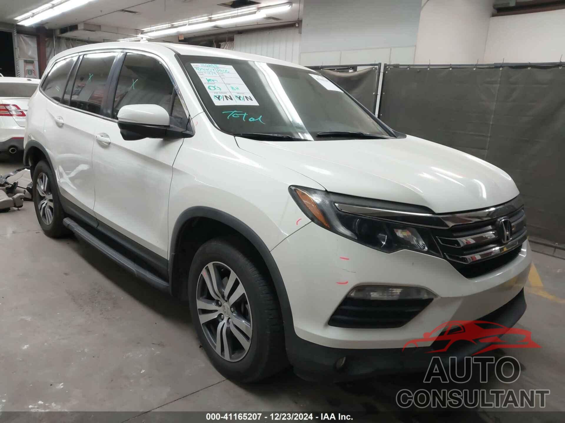 HONDA PILOT 2017 - 5FNYF5H58HB042895