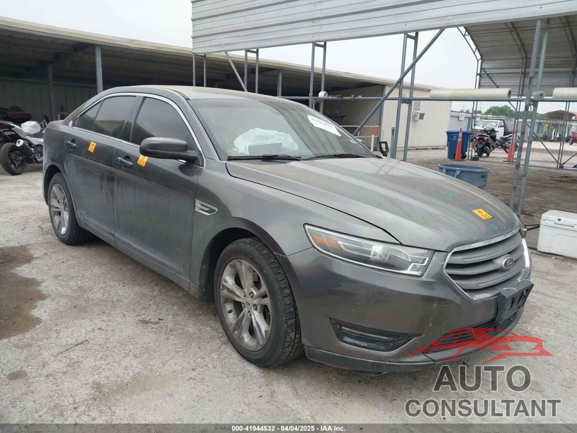 FORD TAURUS 2015 - 1FAHP2E85FG209085