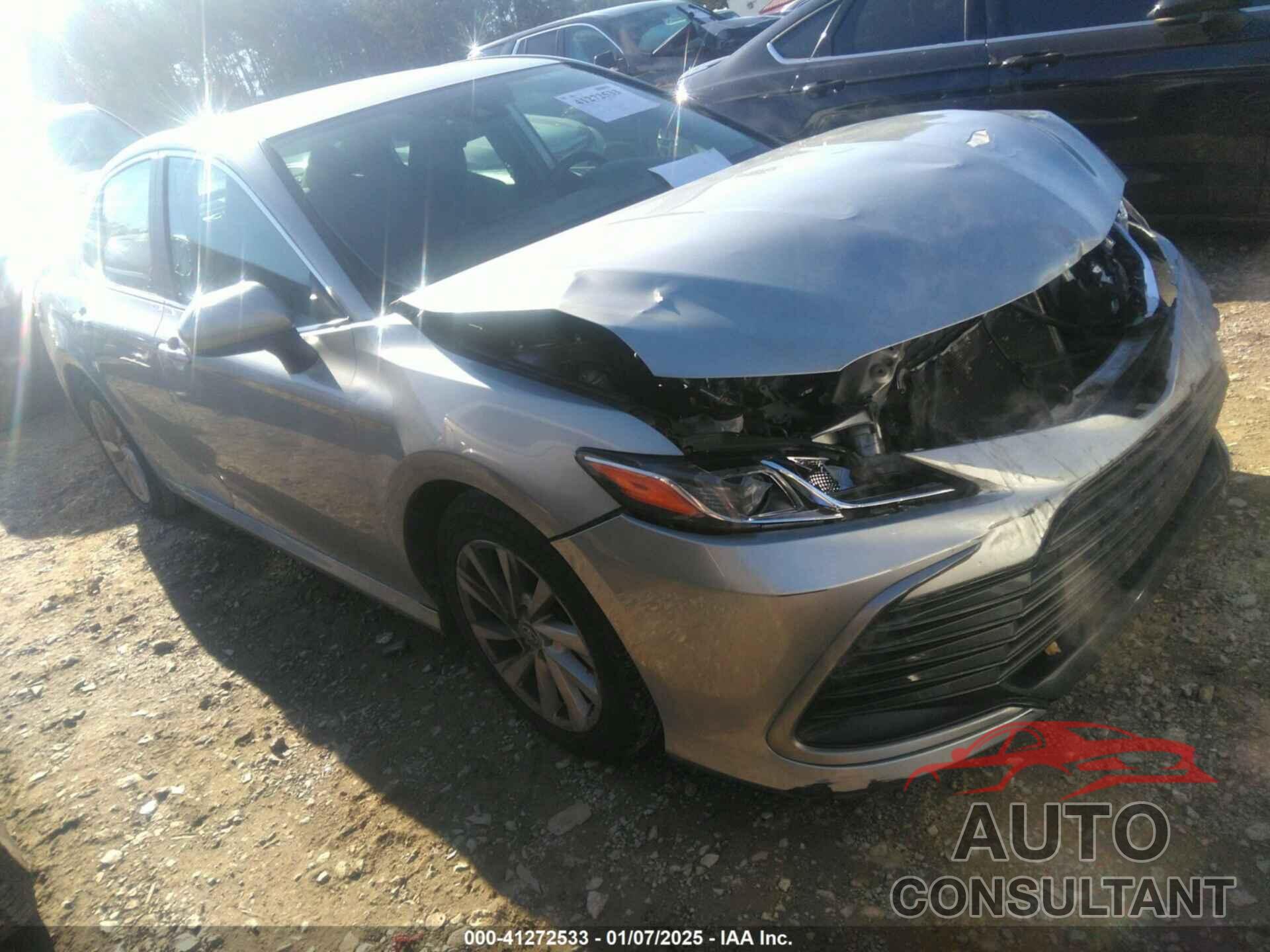TOYOTA CAMRY 2022 - 4T1C11AK8NU499948