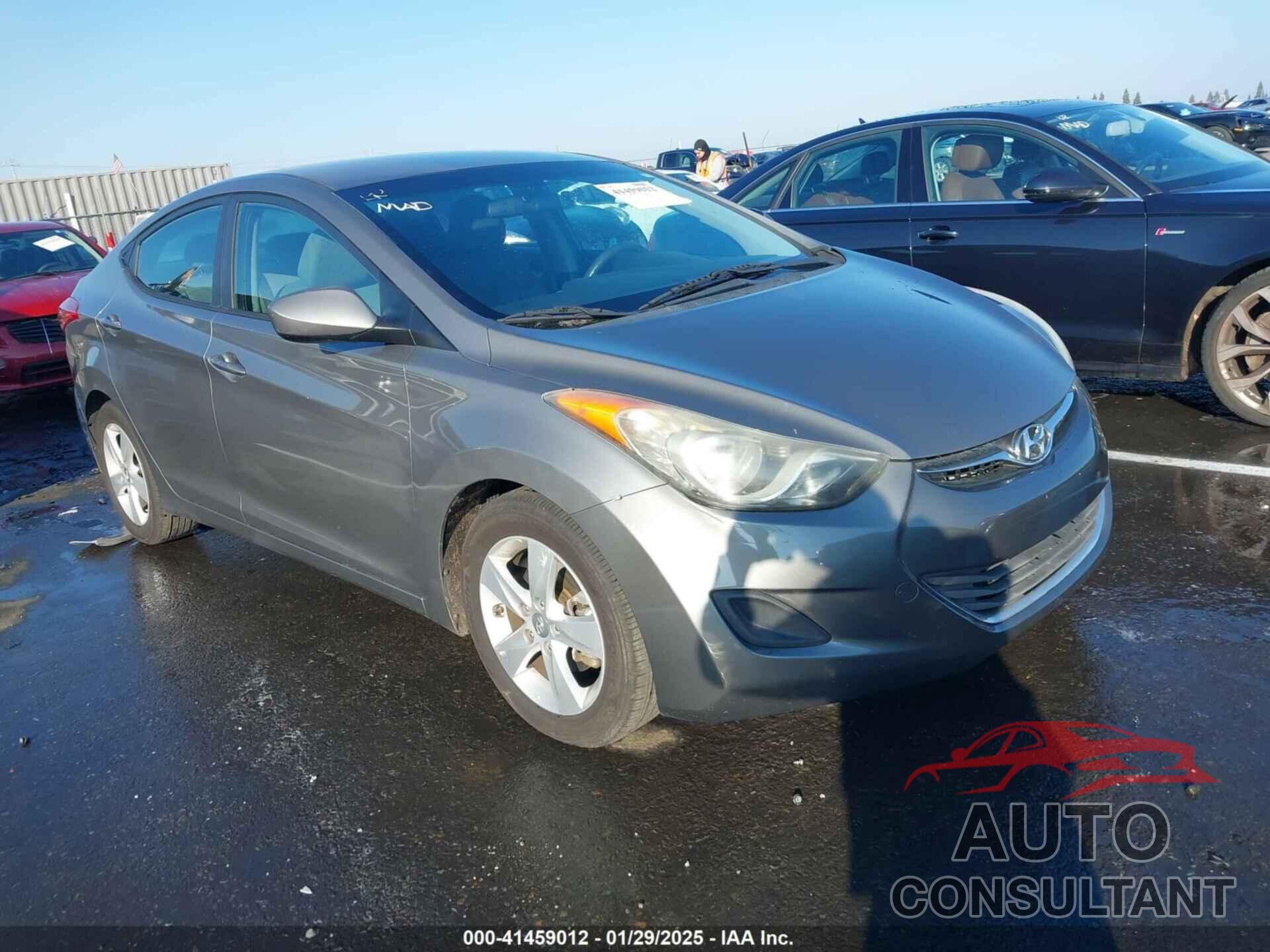 HYUNDAI ELANTRA 2013 - 5NPDH4AE3DH344426