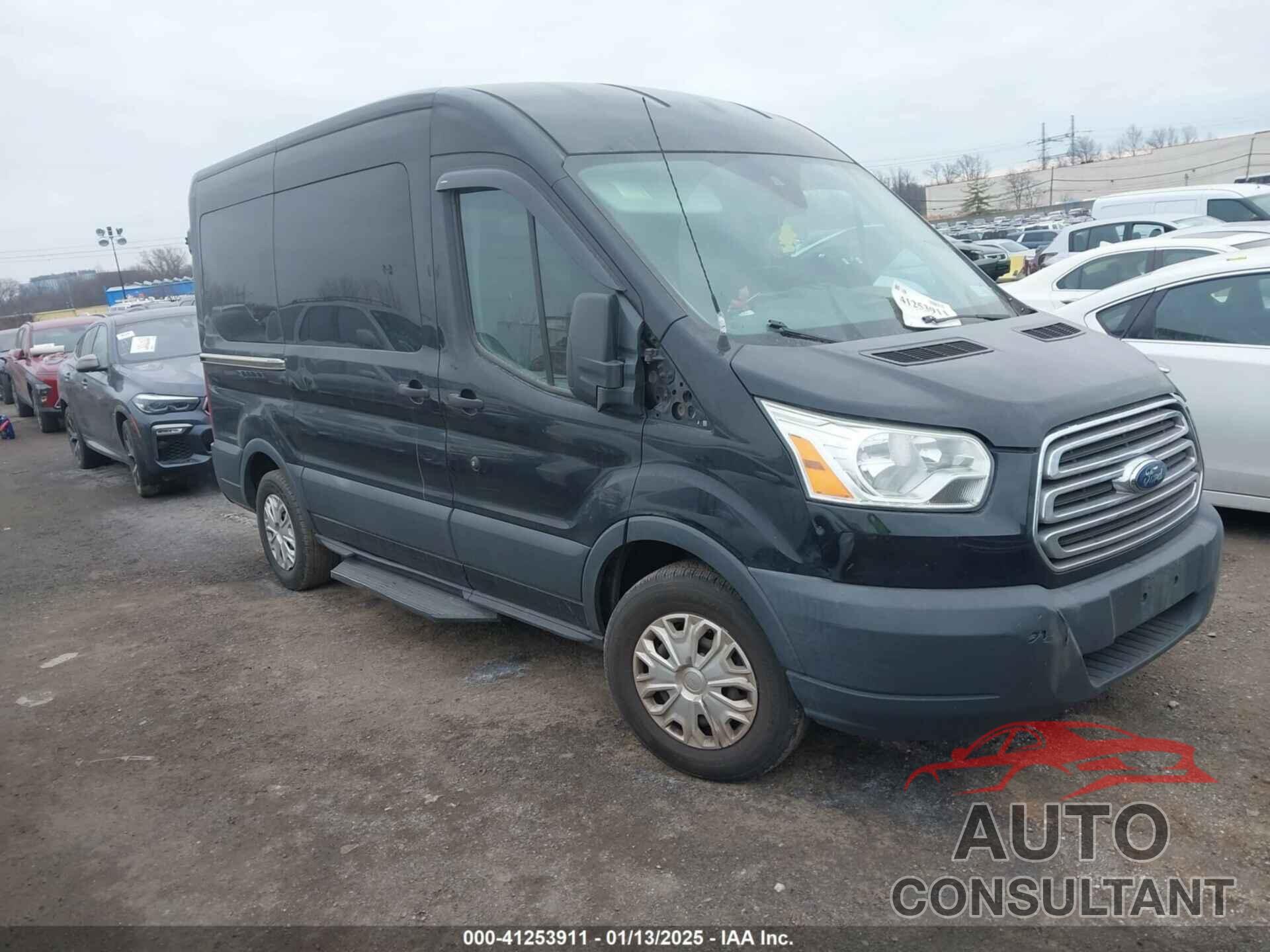 FORD TRANSIT-150 2017 - 1FMZK1CM8HKA07893