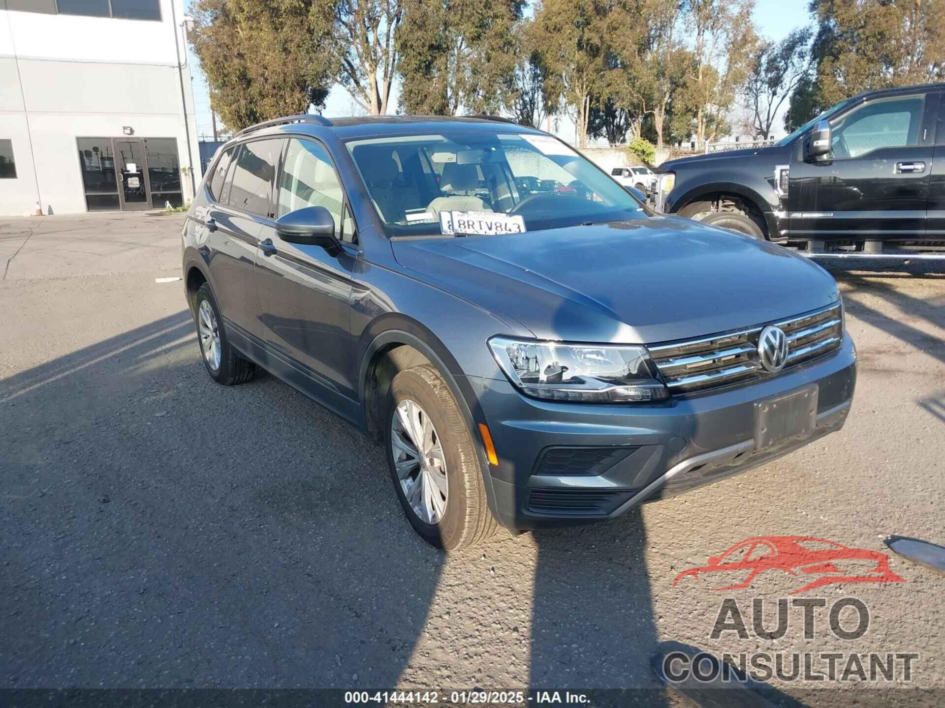 VOLKSWAGEN TIGUAN 2020 - 3VV1B7AX1LM098879