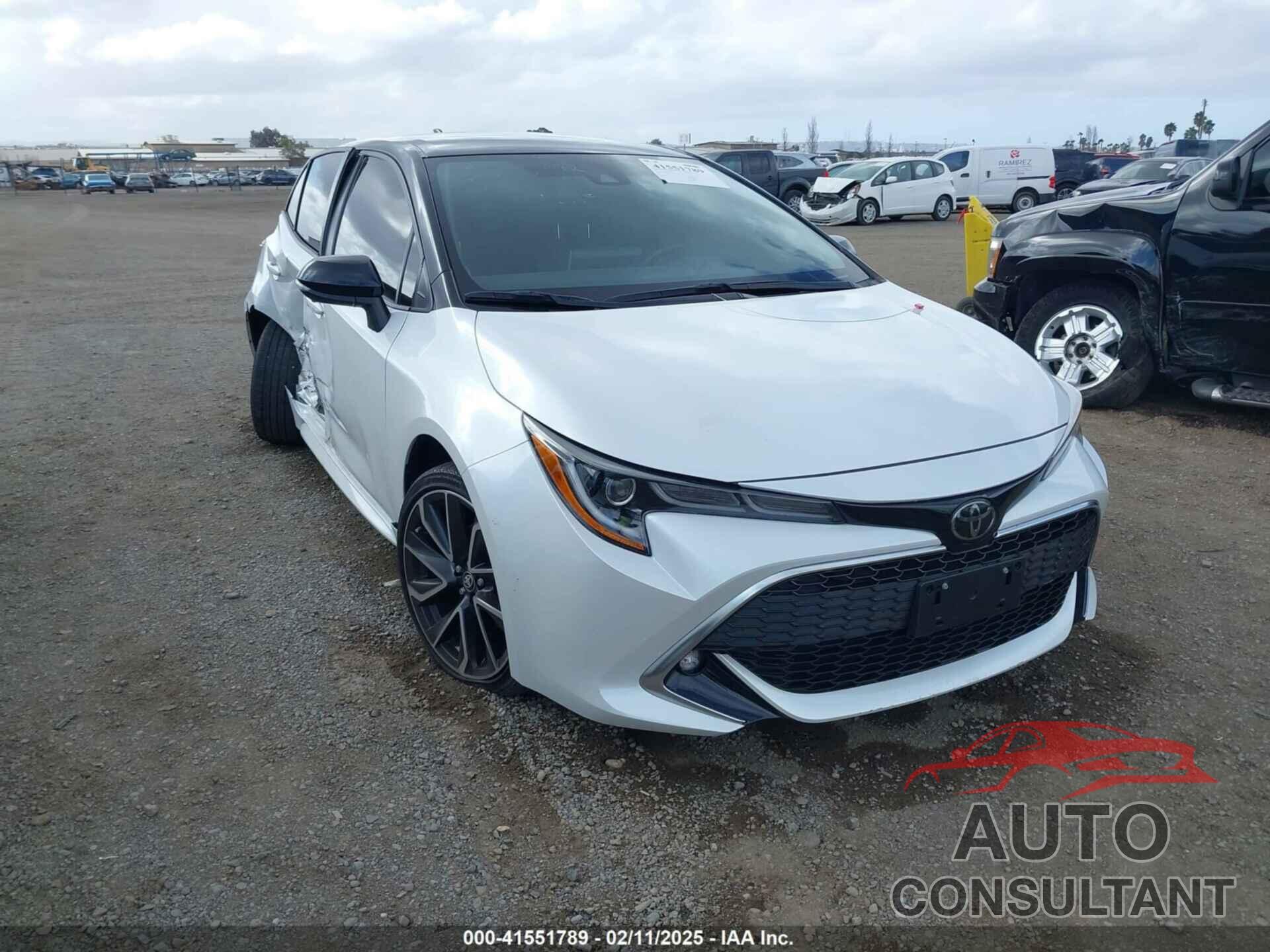 TOYOTA COROLLA 2021 - JTNC4MBE2M3122442