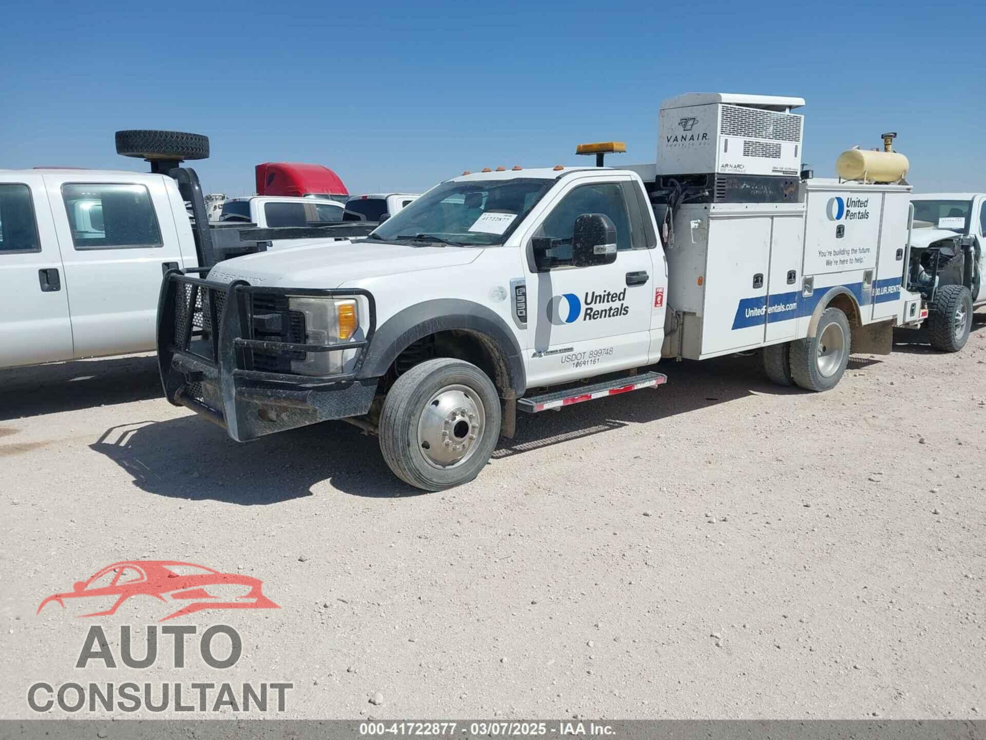 FORD F-550 CHASSIS 2017 - 1FDUF5HT7HEE50945