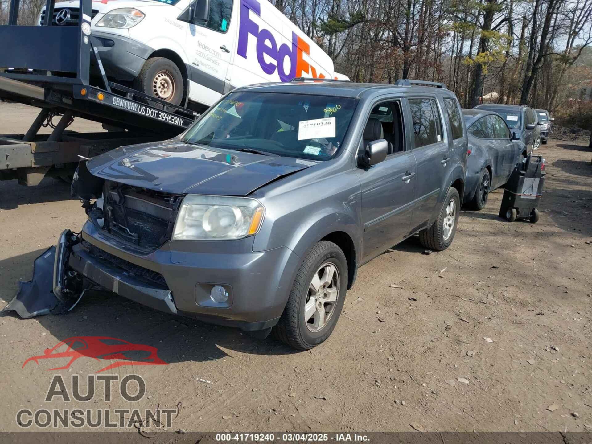 HONDA PILOT 2011 - 5FNYF4H55BB078657