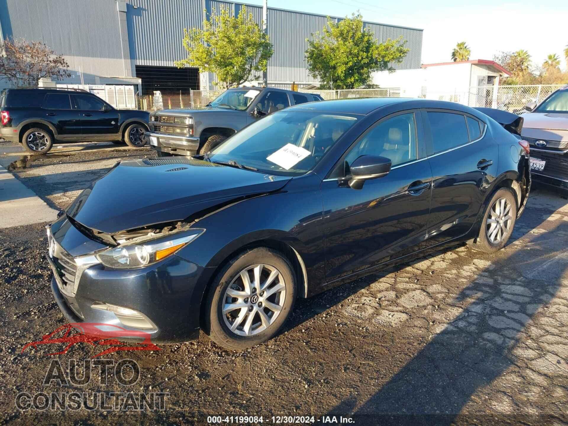 MAZDA MAZDA3 2017 - 3MZBN1U76HM104635
