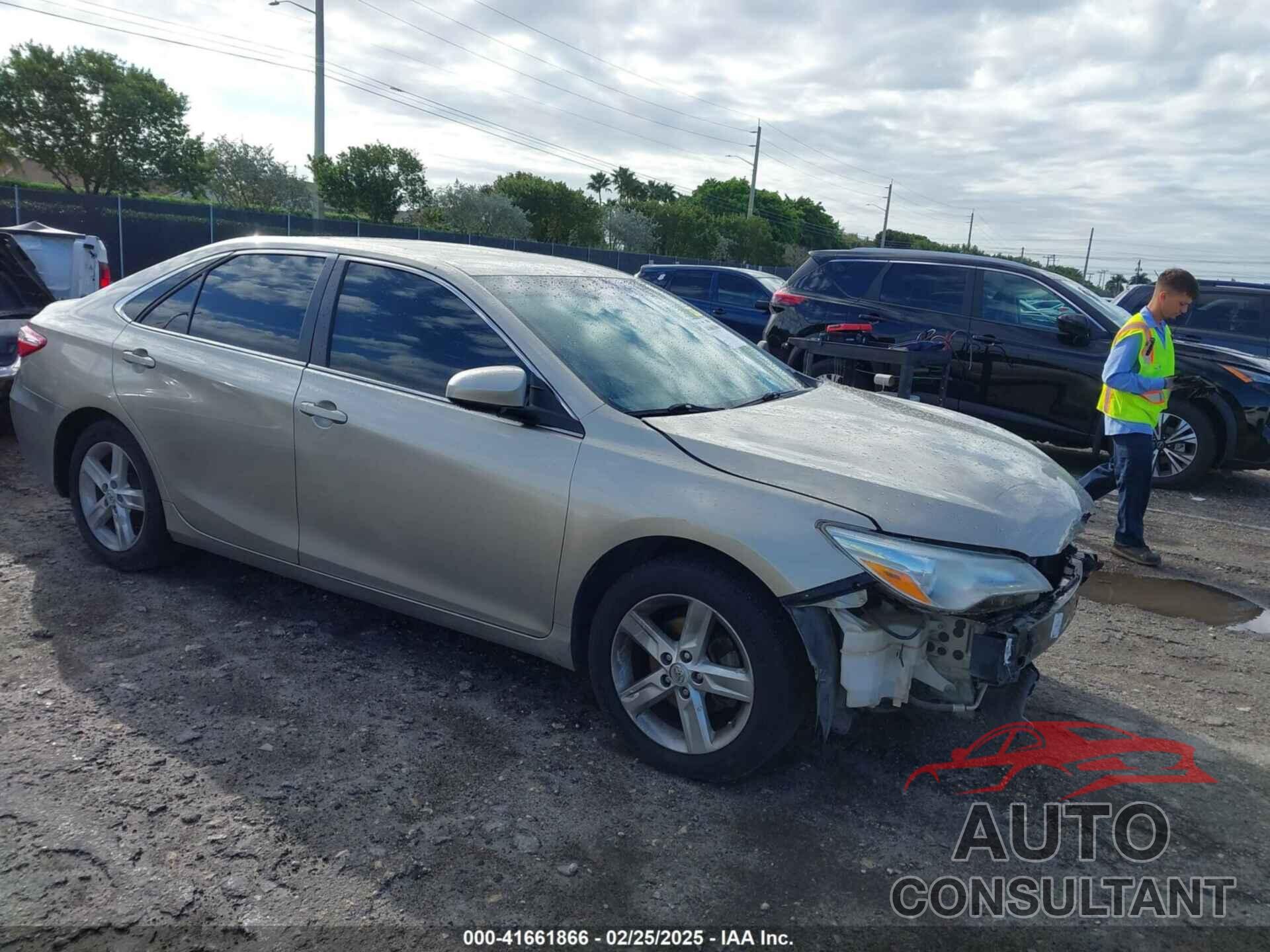 TOYOTA CAMRY 2016 - 4T4BF1FK1GR530682