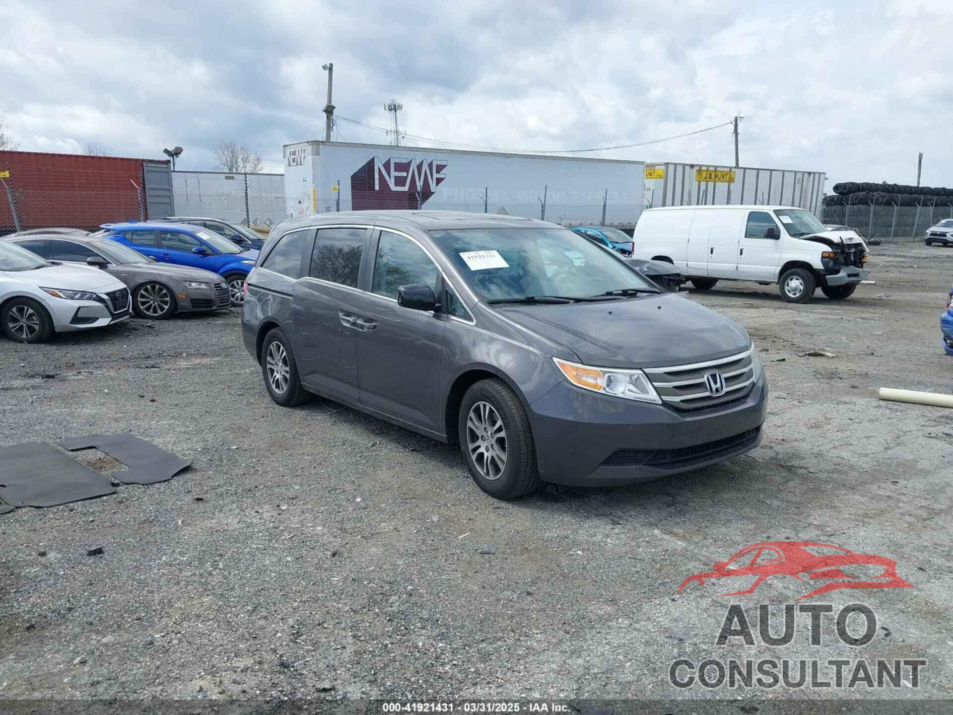 HONDA ODYSSEY 2013 - 5FNRL5H63DB034963
