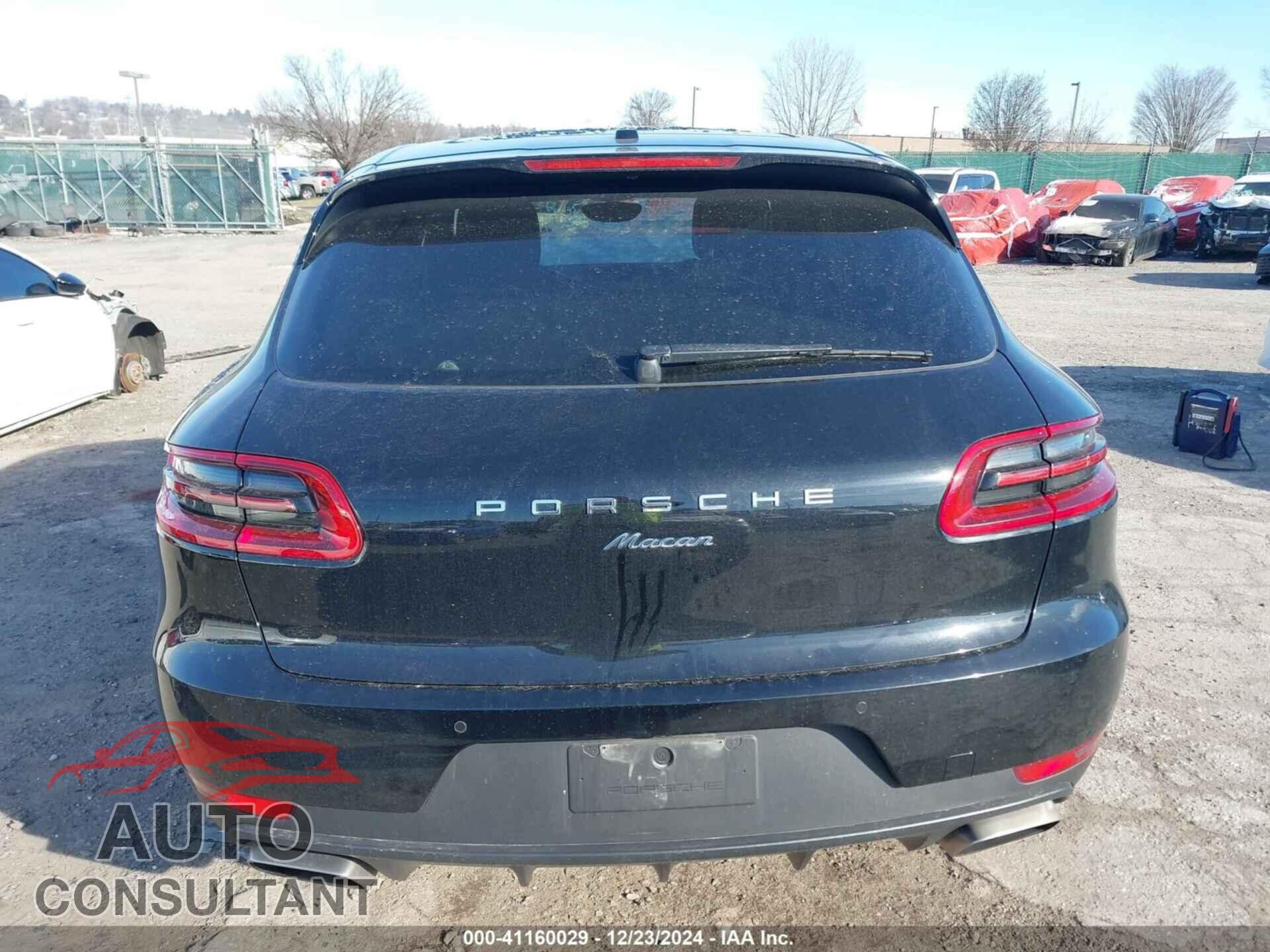 PORSCHE MACAN 2017 - WP1AA2A58HLB02405