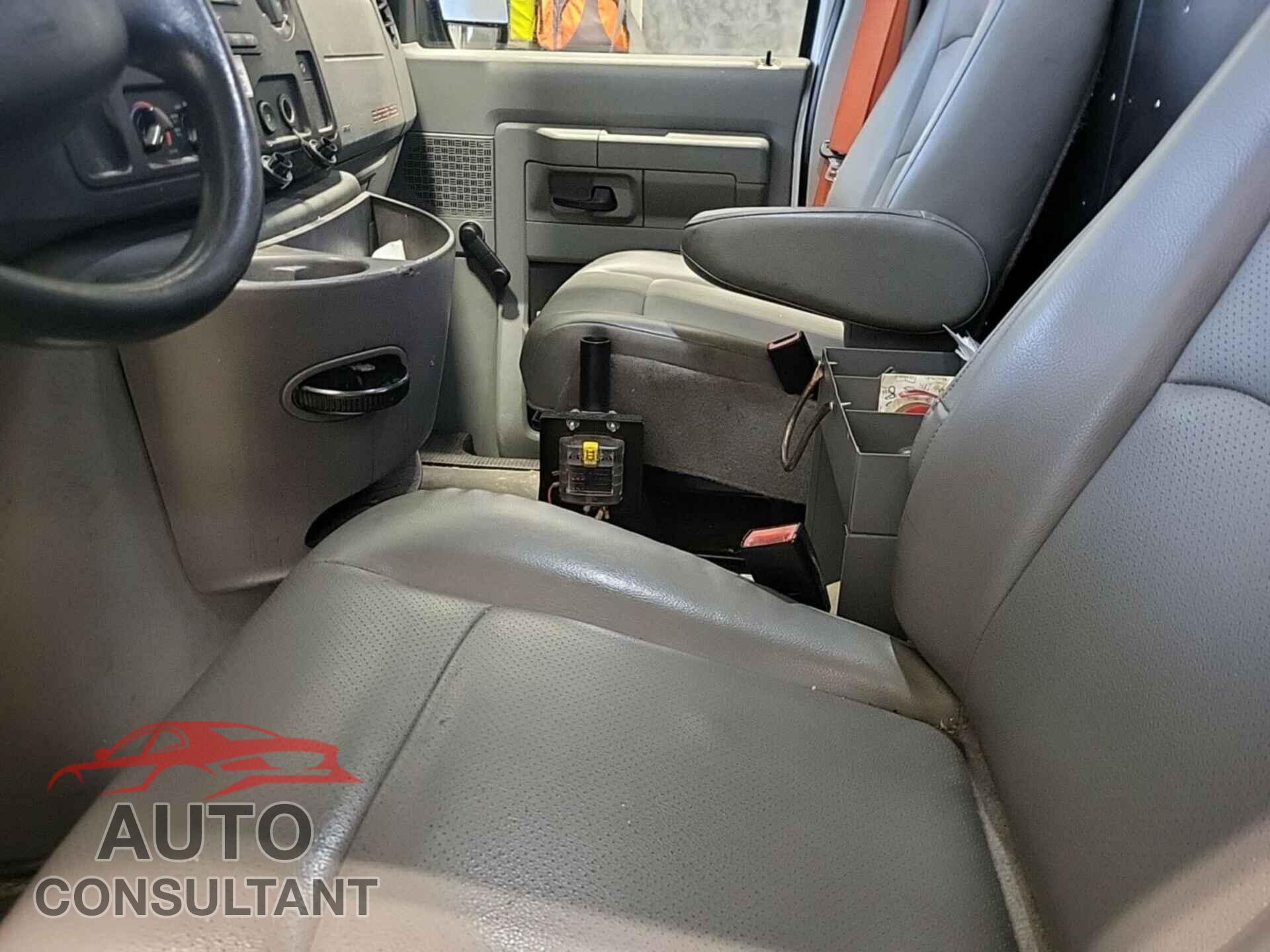 FORD E-150 2014 - 1FTNE1EW7EDA44460