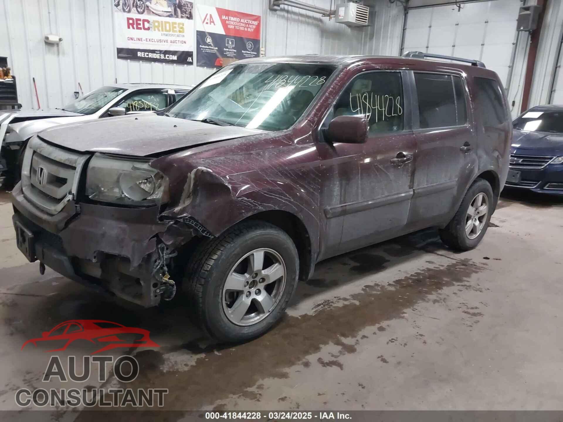 HONDA PILOT 2011 - 5FNYF4H46BB090288