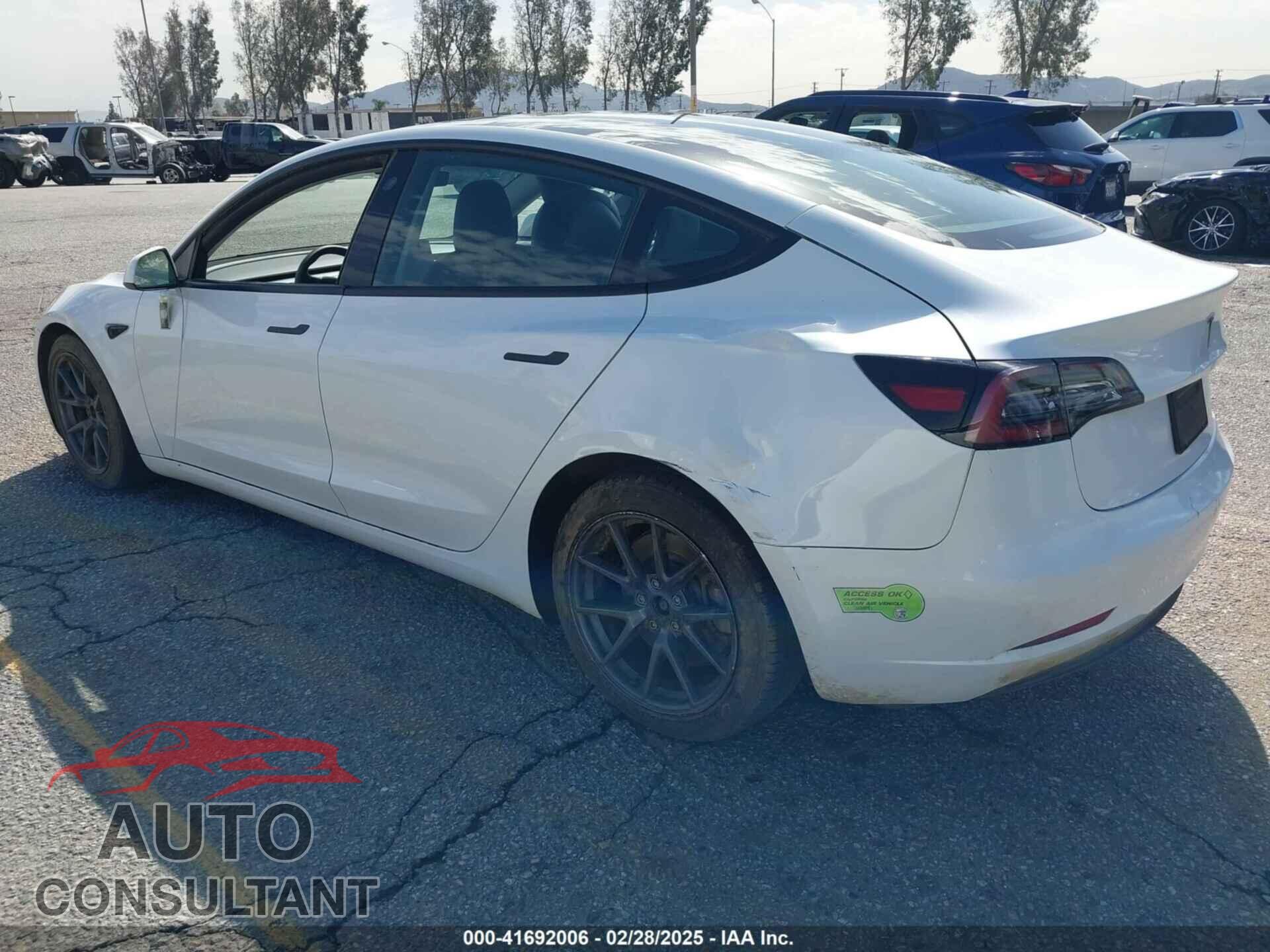 TESLA MODEL 3 2023 - 5YJ3E1EA8PF398110