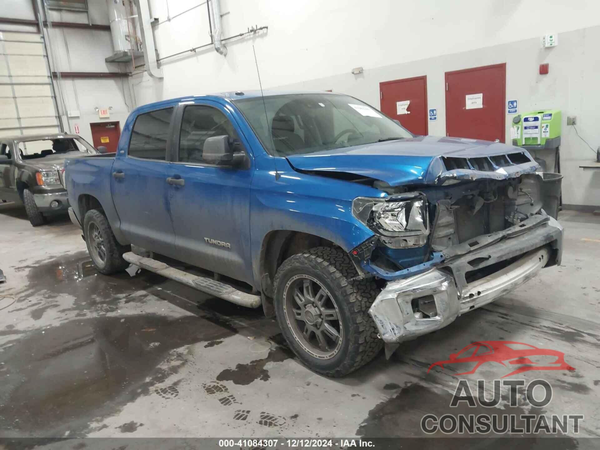 TOYOTA TUNDRA 2018 - 5TFEM5F15JX131991