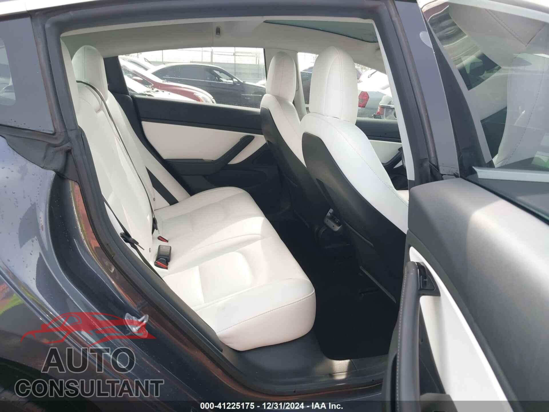TESLA MODEL 3 2018 - 5YJ3E1EB5JF170212