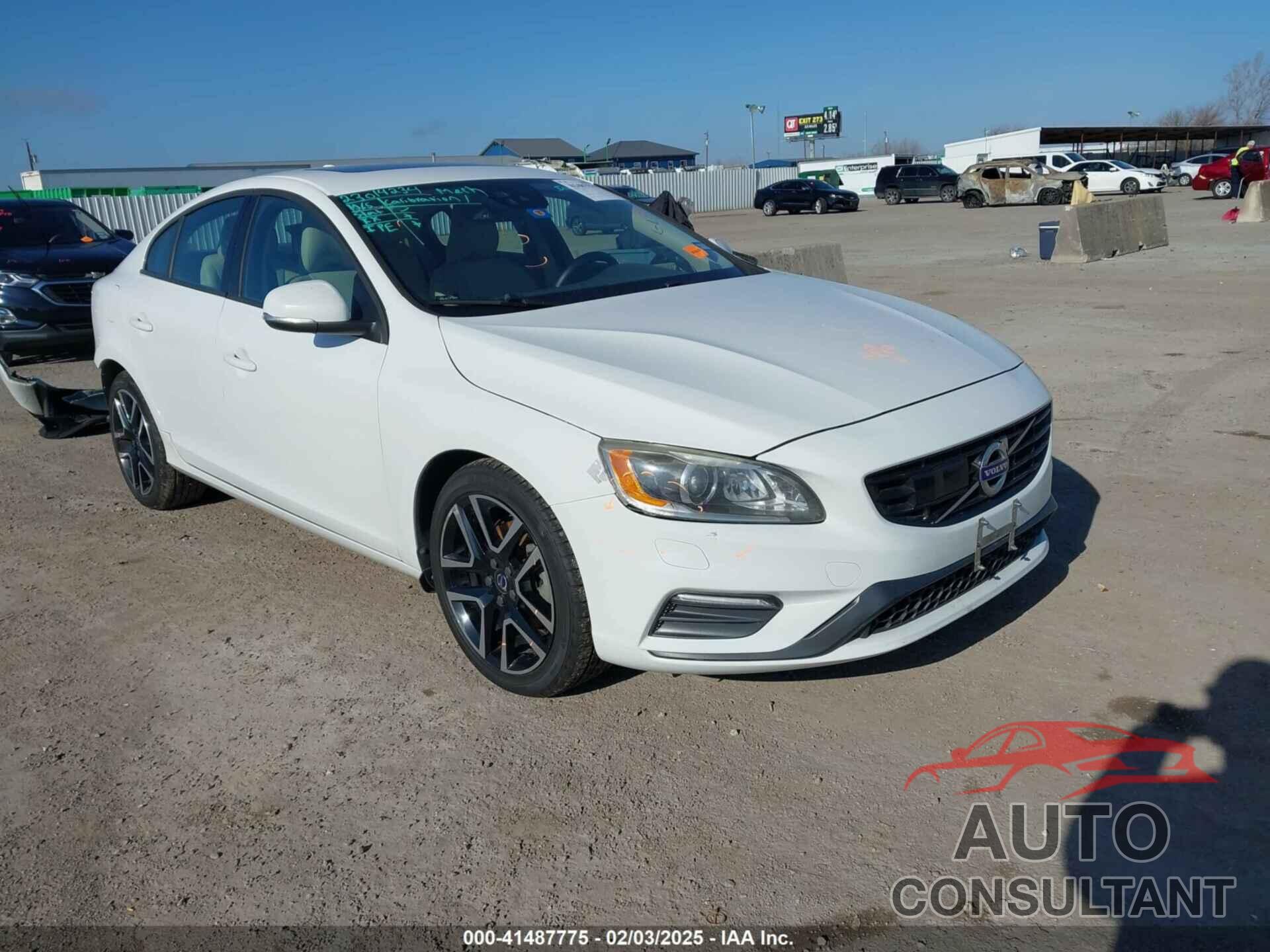 VOLVO S60 2017 - YV126MFLXH2433058