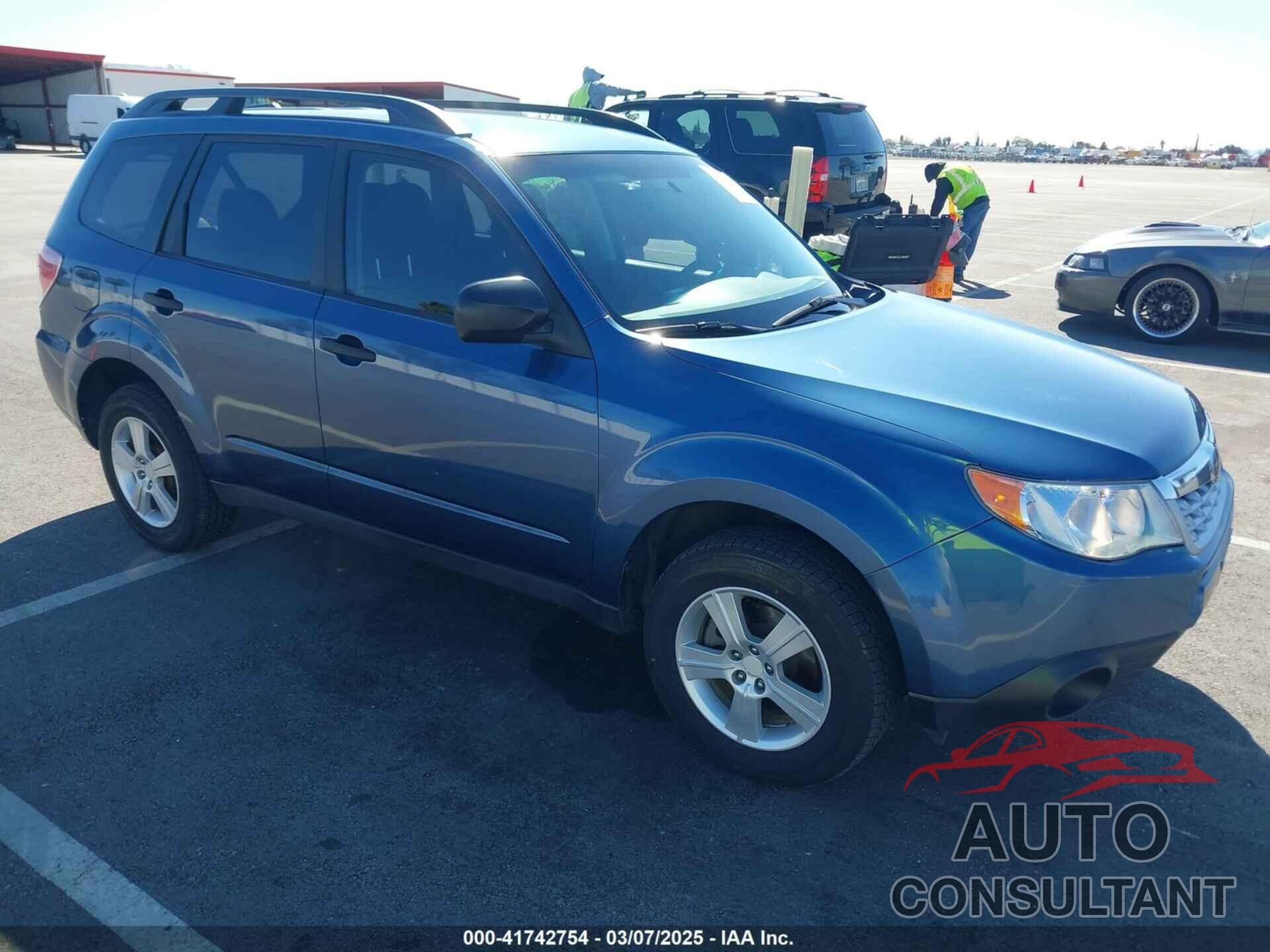 SUBARU FORESTER 2011 - JF2SHABC7BH774069
