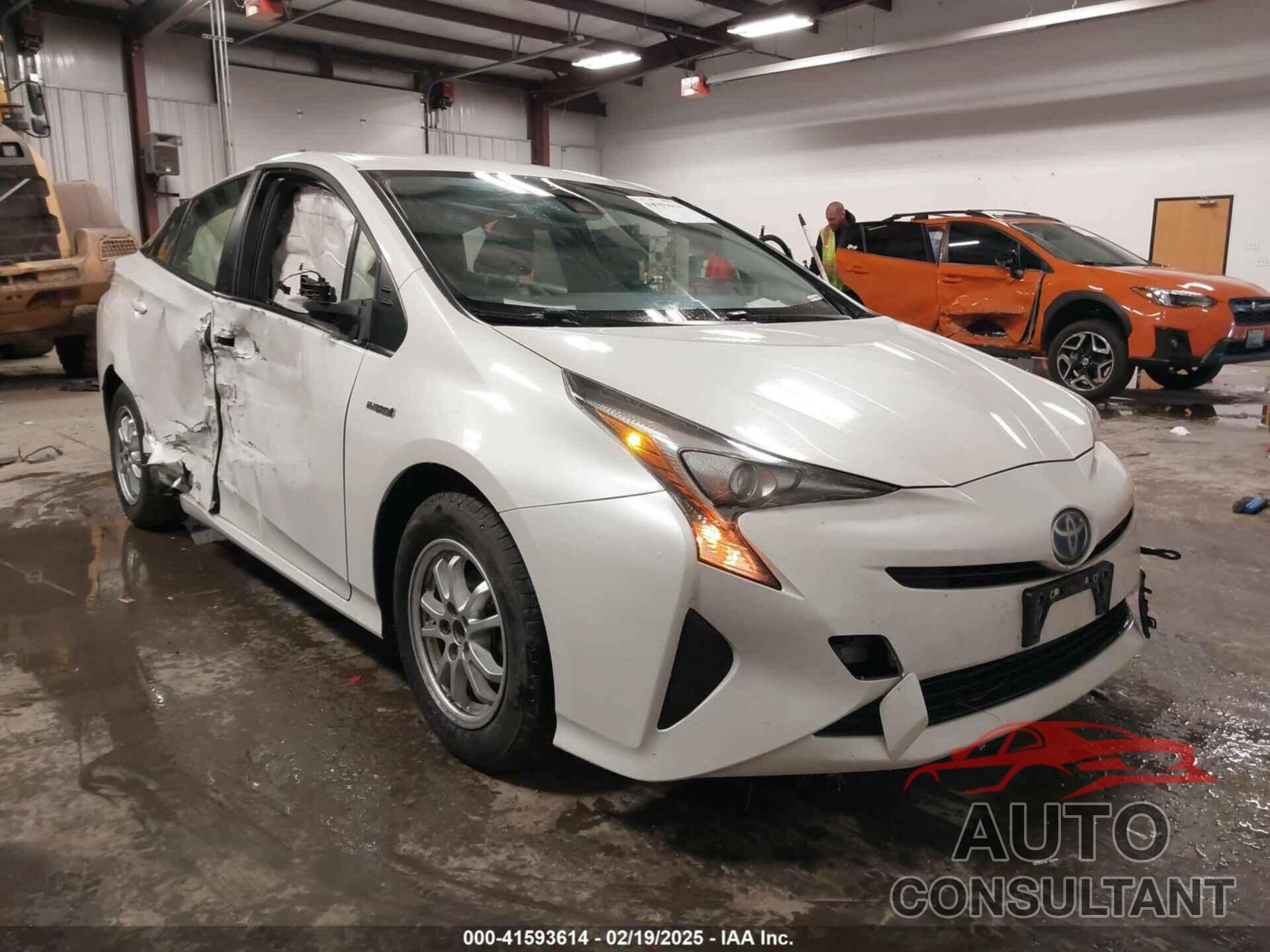 TOYOTA PRIUS 2017 - JTDKBRFU0H3033334