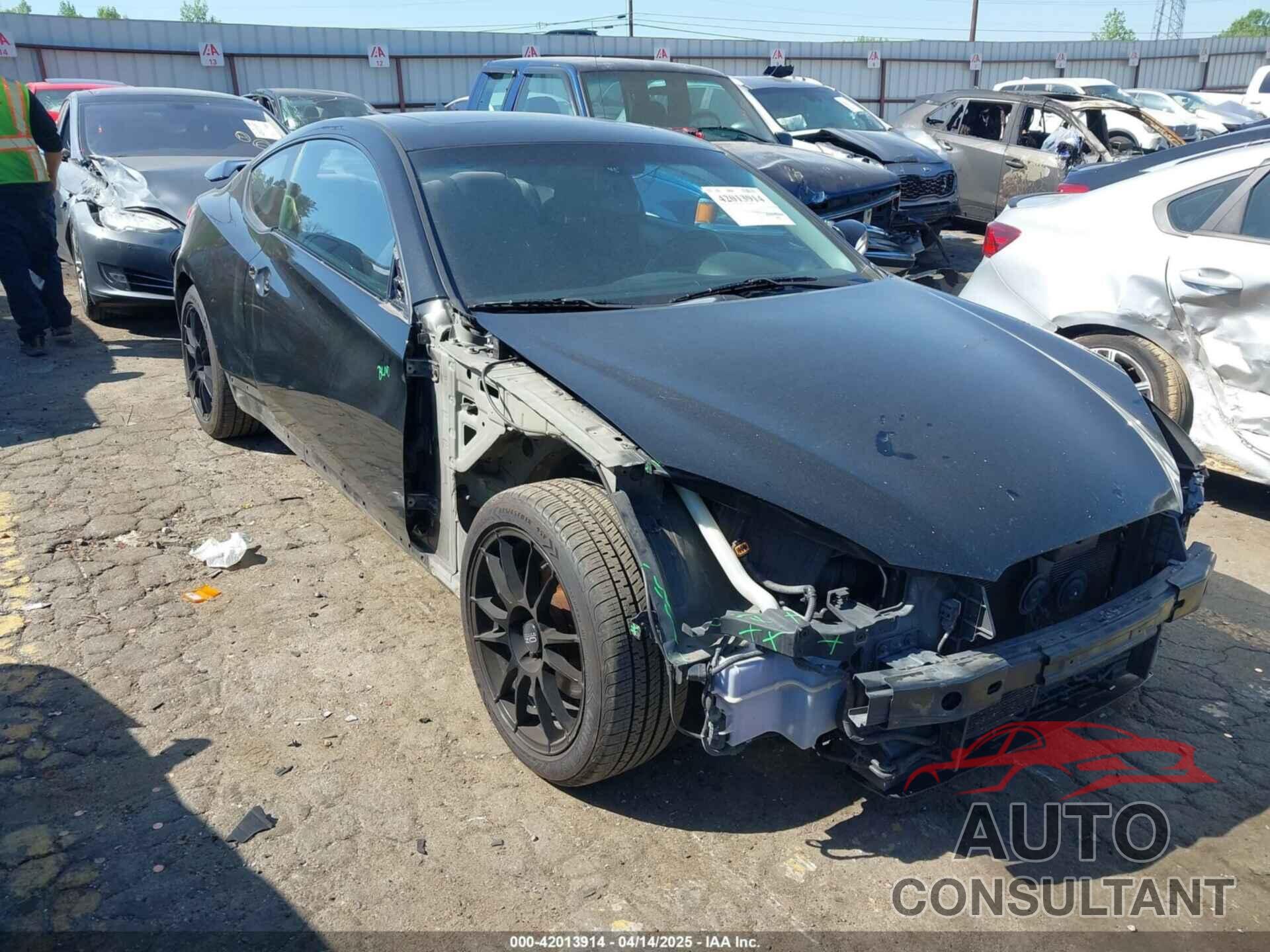 HYUNDAI GENESIS 2010 - KMHHT6KDXAU015933