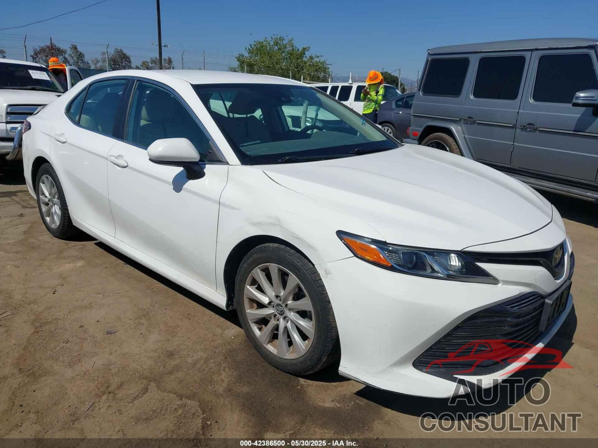 TOYOTA CAMRY 2019 - 4T1B11HK0KU204029