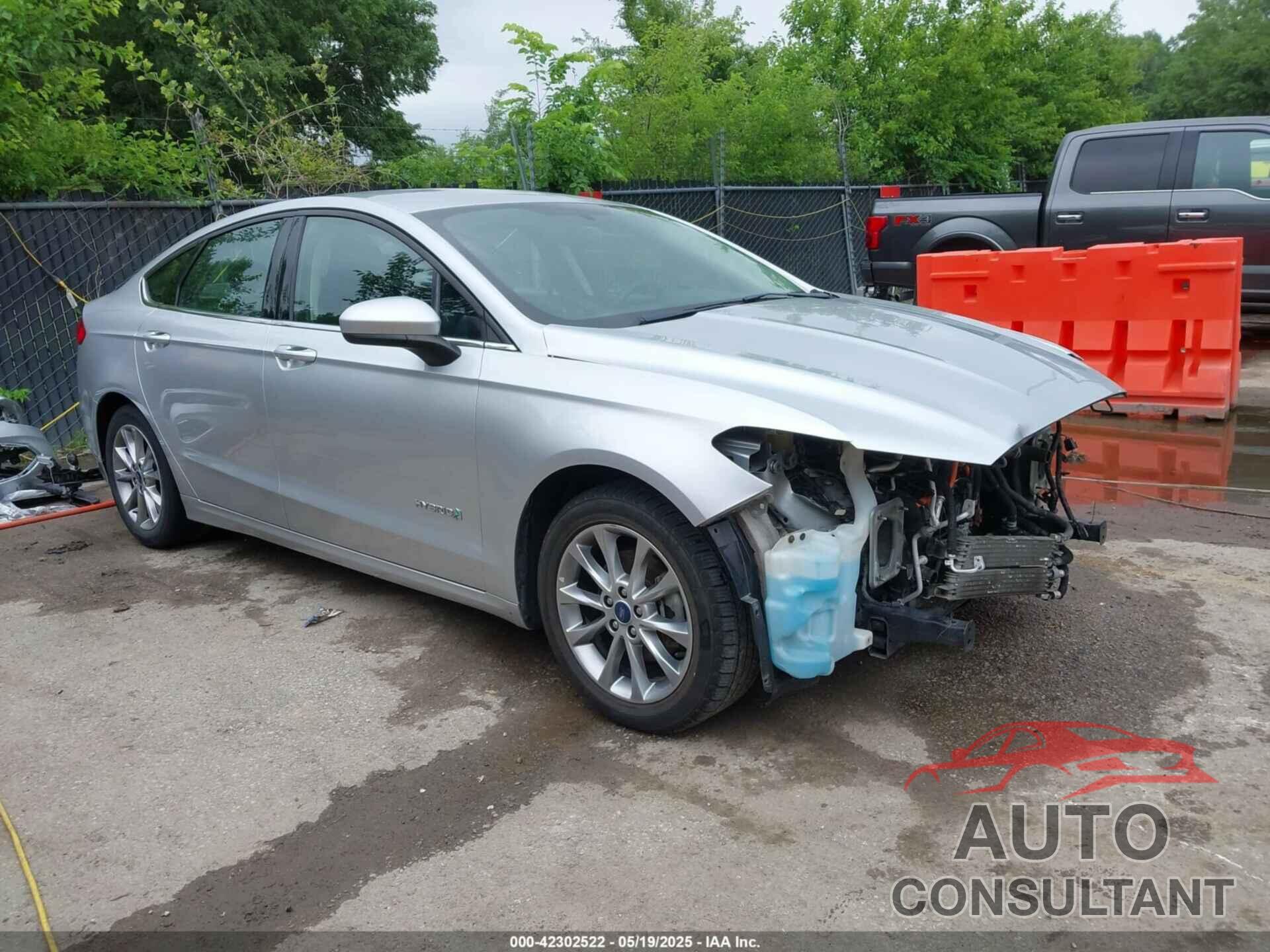 FORD FUSION HYBRID 2017 - 3FA6P0LU0HR354848