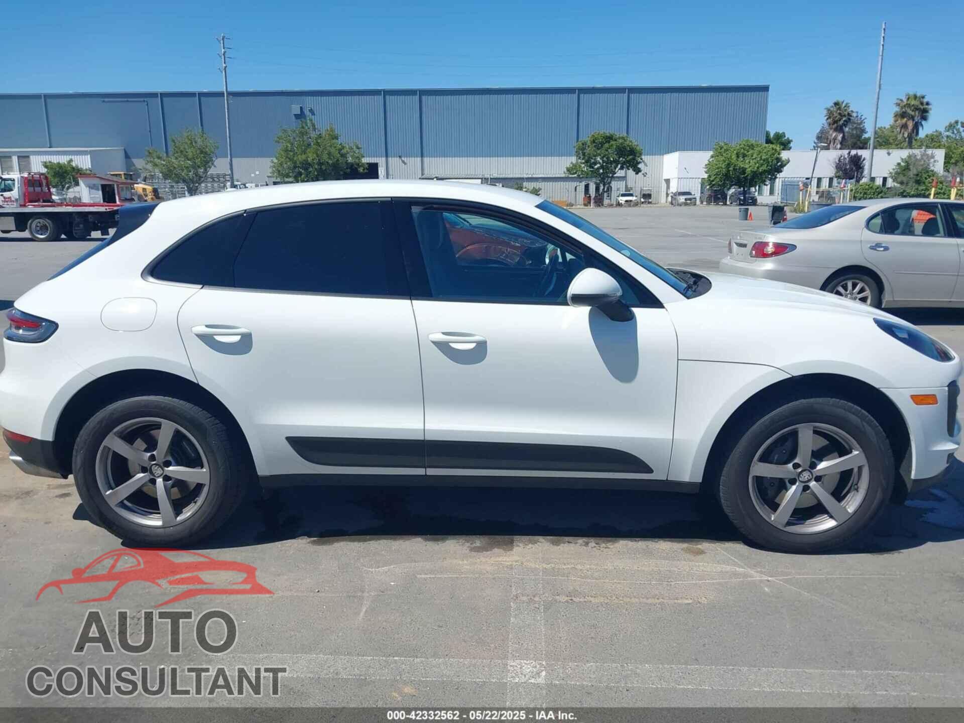 PORSCHE MACAN 2021 - WP1AA2A51MLB00523
