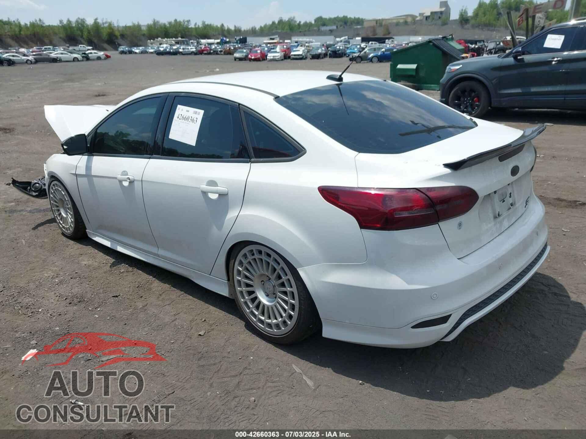 FORD FOCUS 2016 - 1FADP3F28GL223649