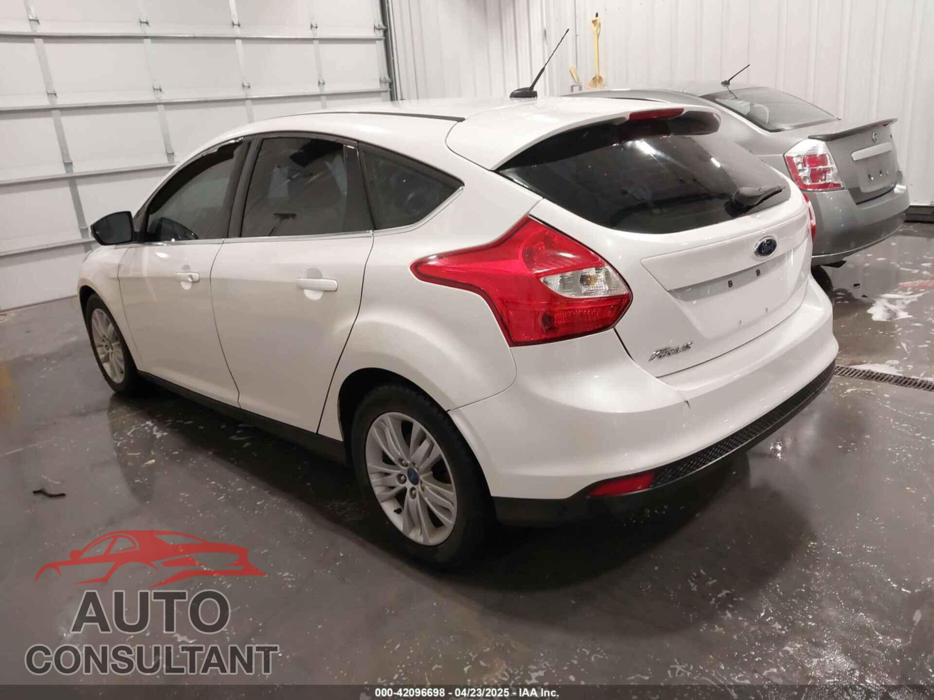 FORD FOCUS 2012 - 1FAHP3M29CL250339