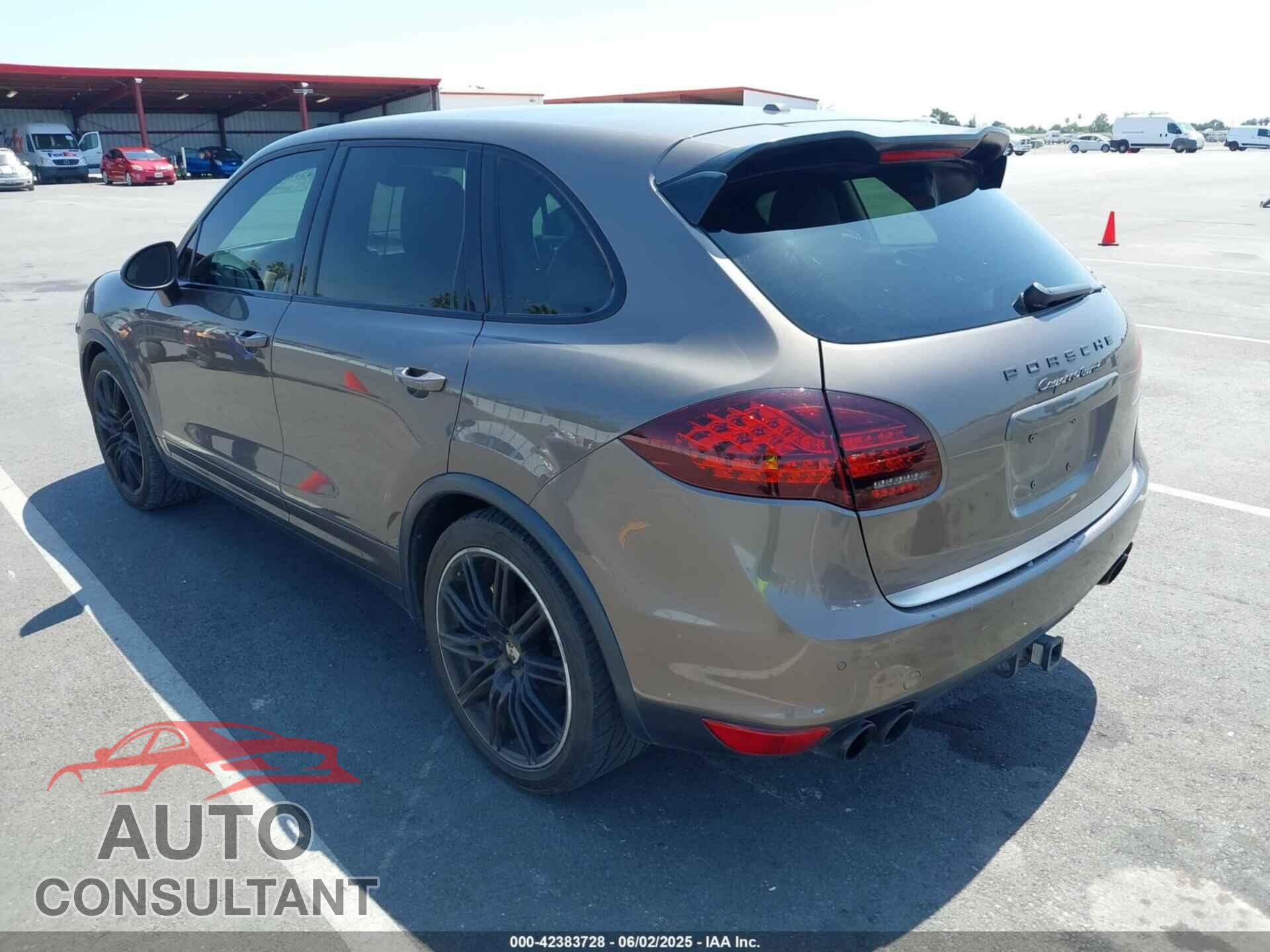 PORSCHE CAYENNE 2012 - WP1AC2A21CLA82667