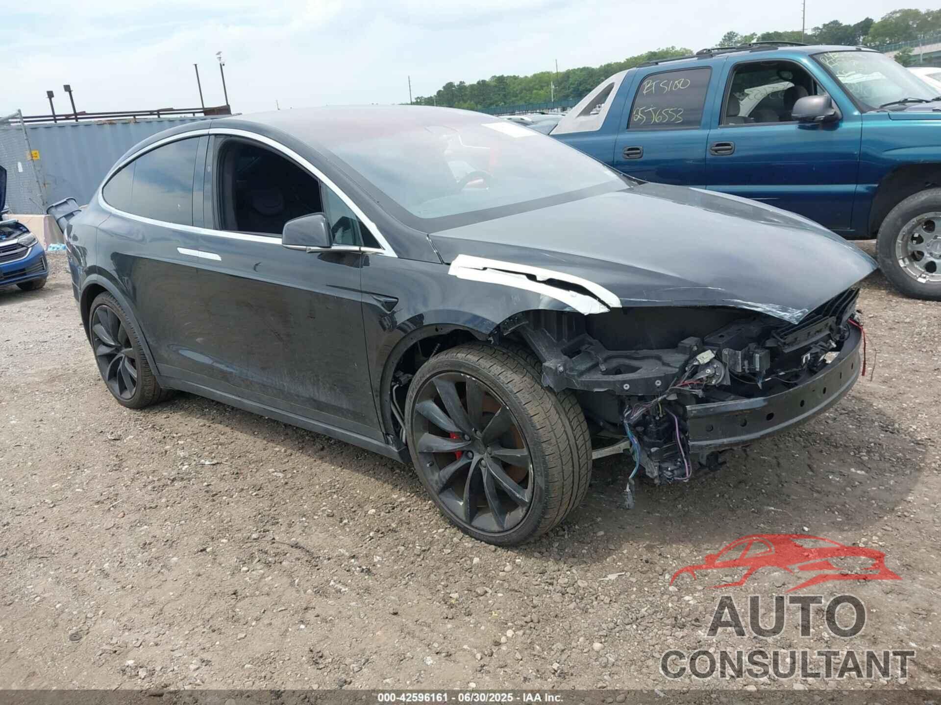 TESLA MODEL X 2016 - 5YJXCBE44GF024245