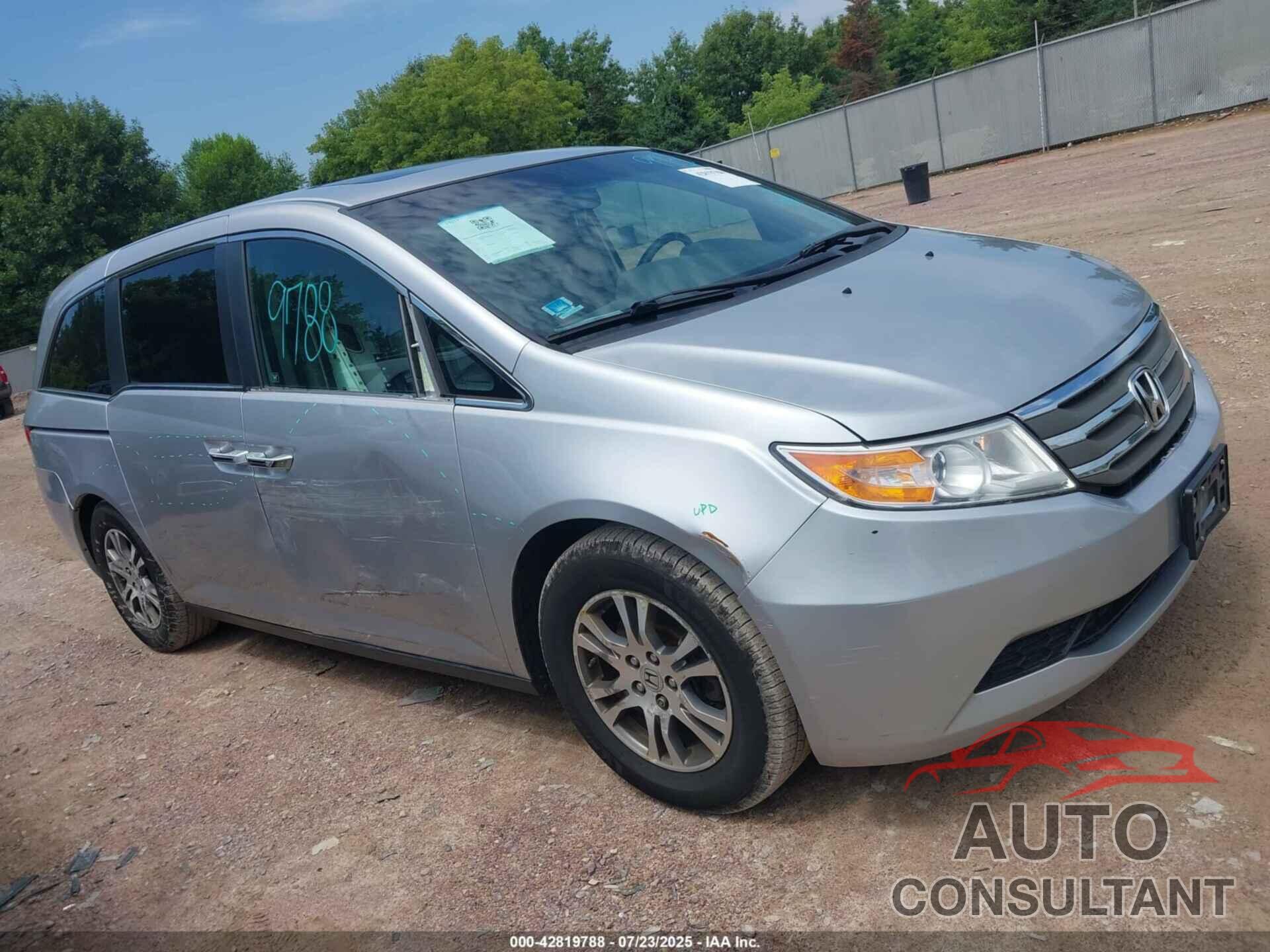 HONDA ODYSSEY 2012 - 5FNRL5H64CB035179